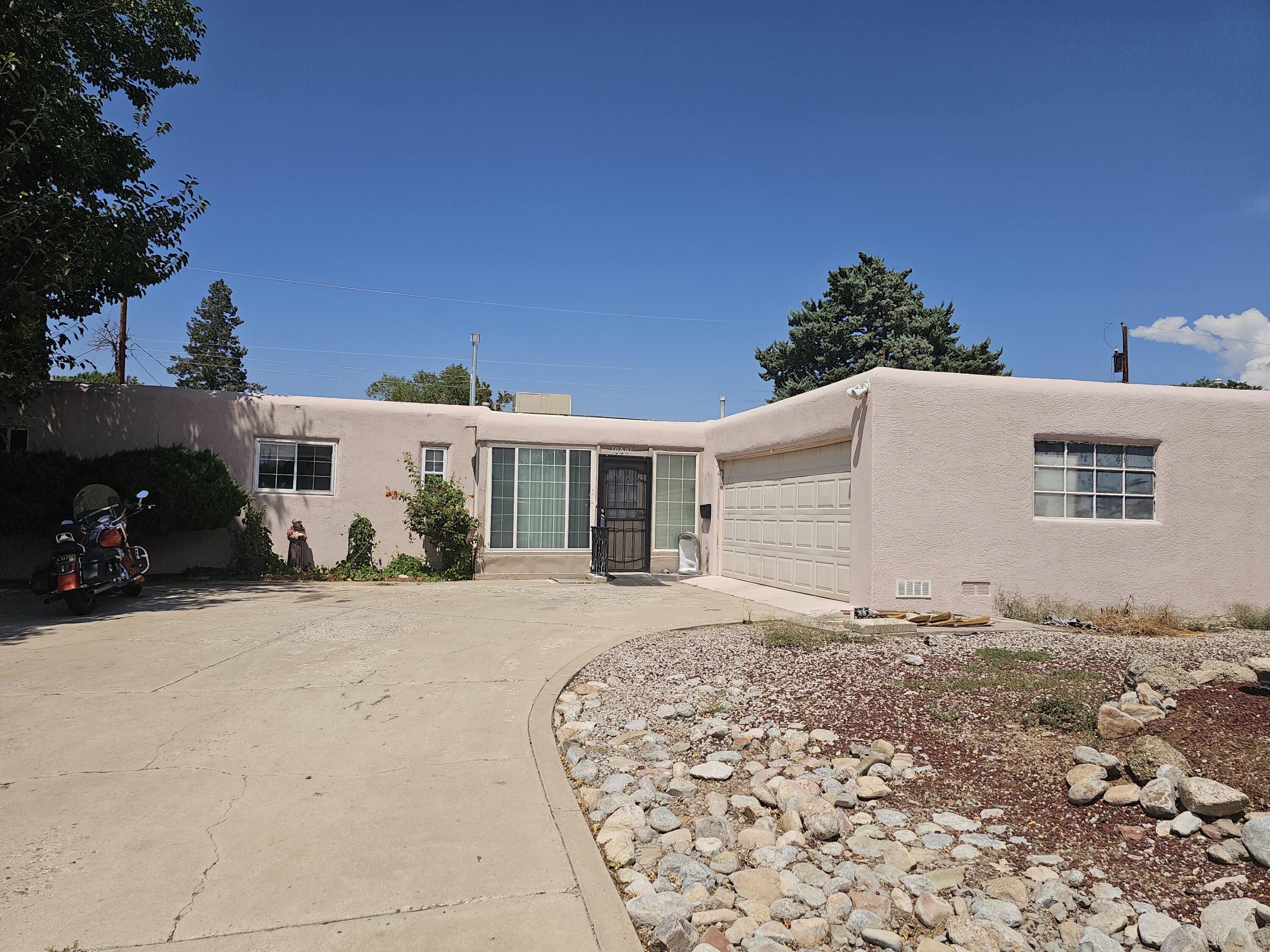 10601 Snow Heights Boulevard NE