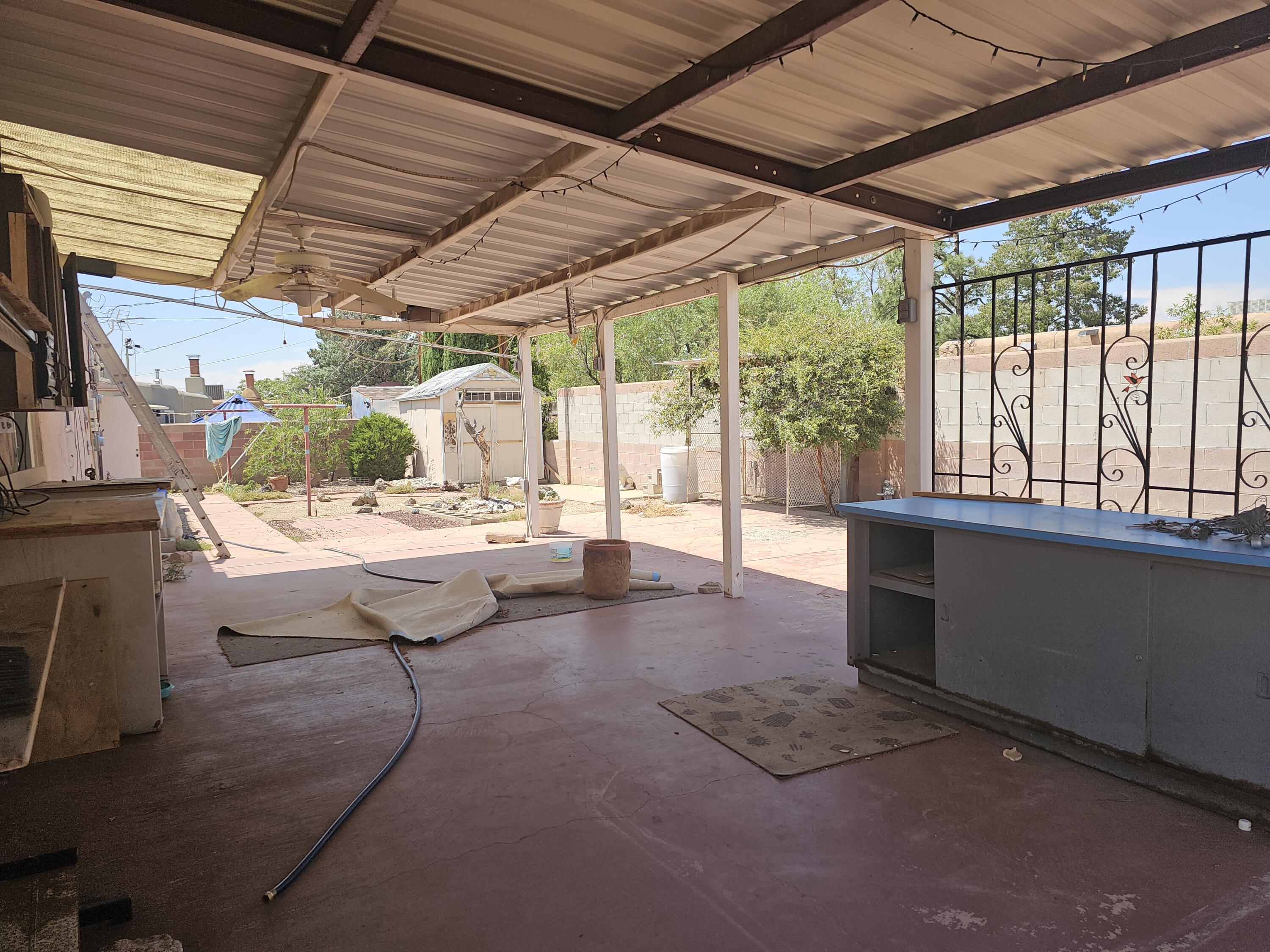 10601 Snow Heights Boulevard NE