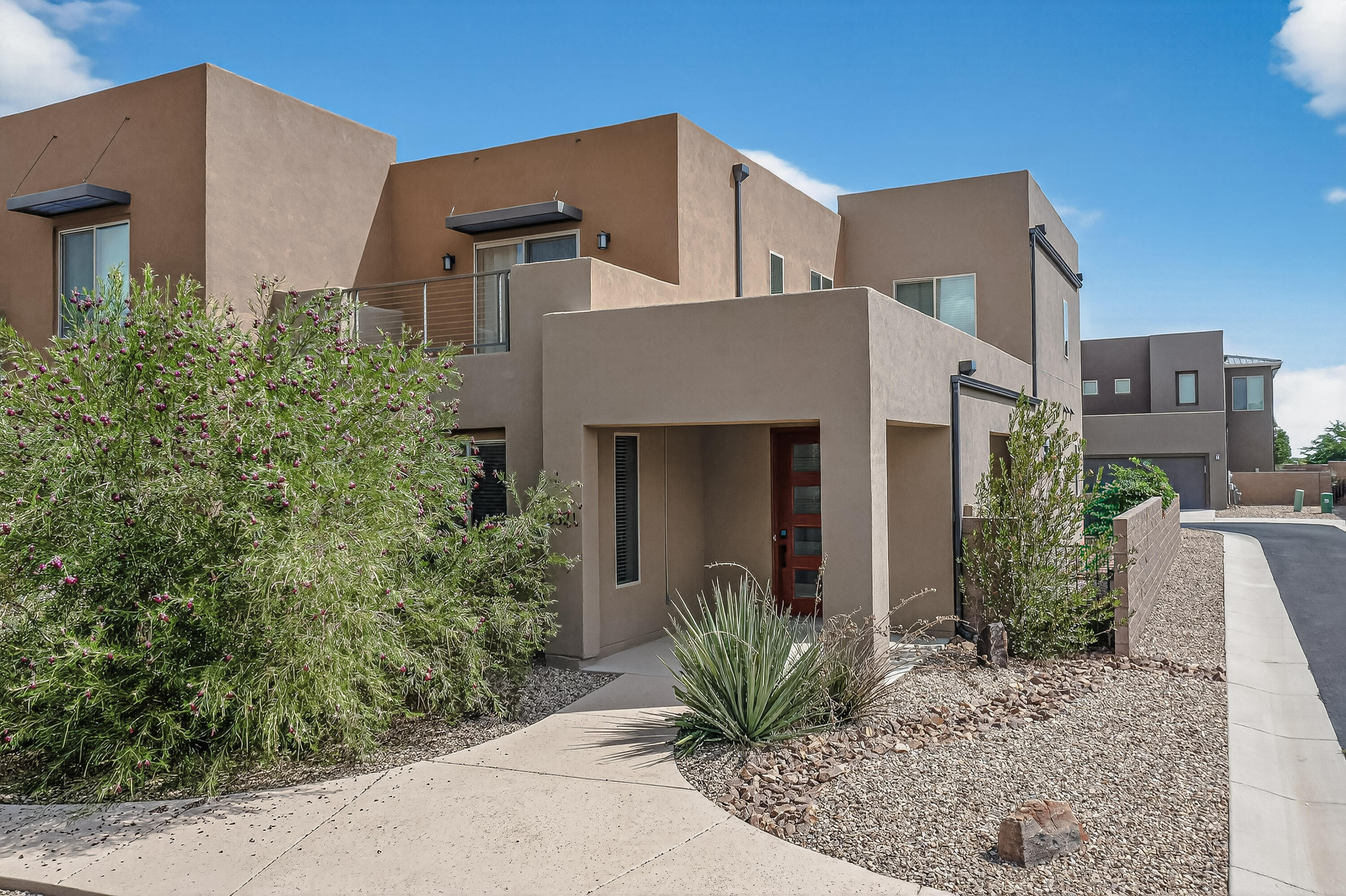 6321 VISTA DEL BOSQUE Drive