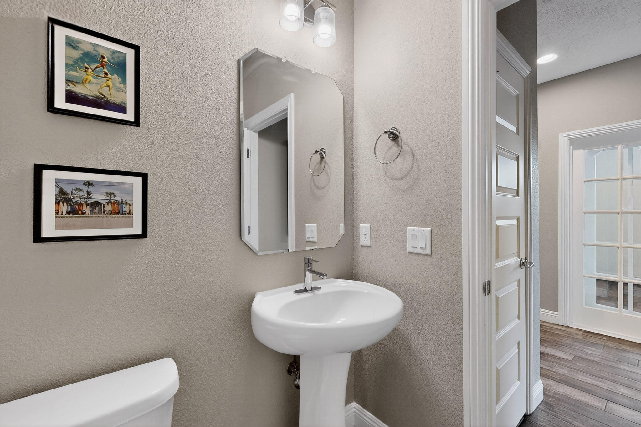 6321 VISTA DEL BOSQUE Drive