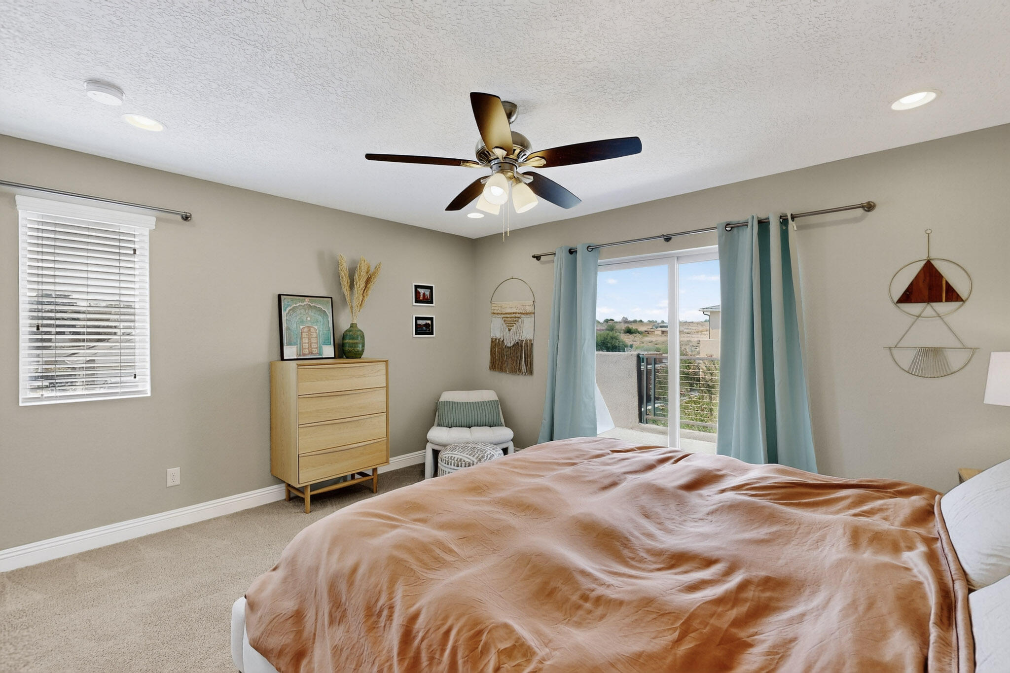 6321 VISTA DEL BOSQUE Drive