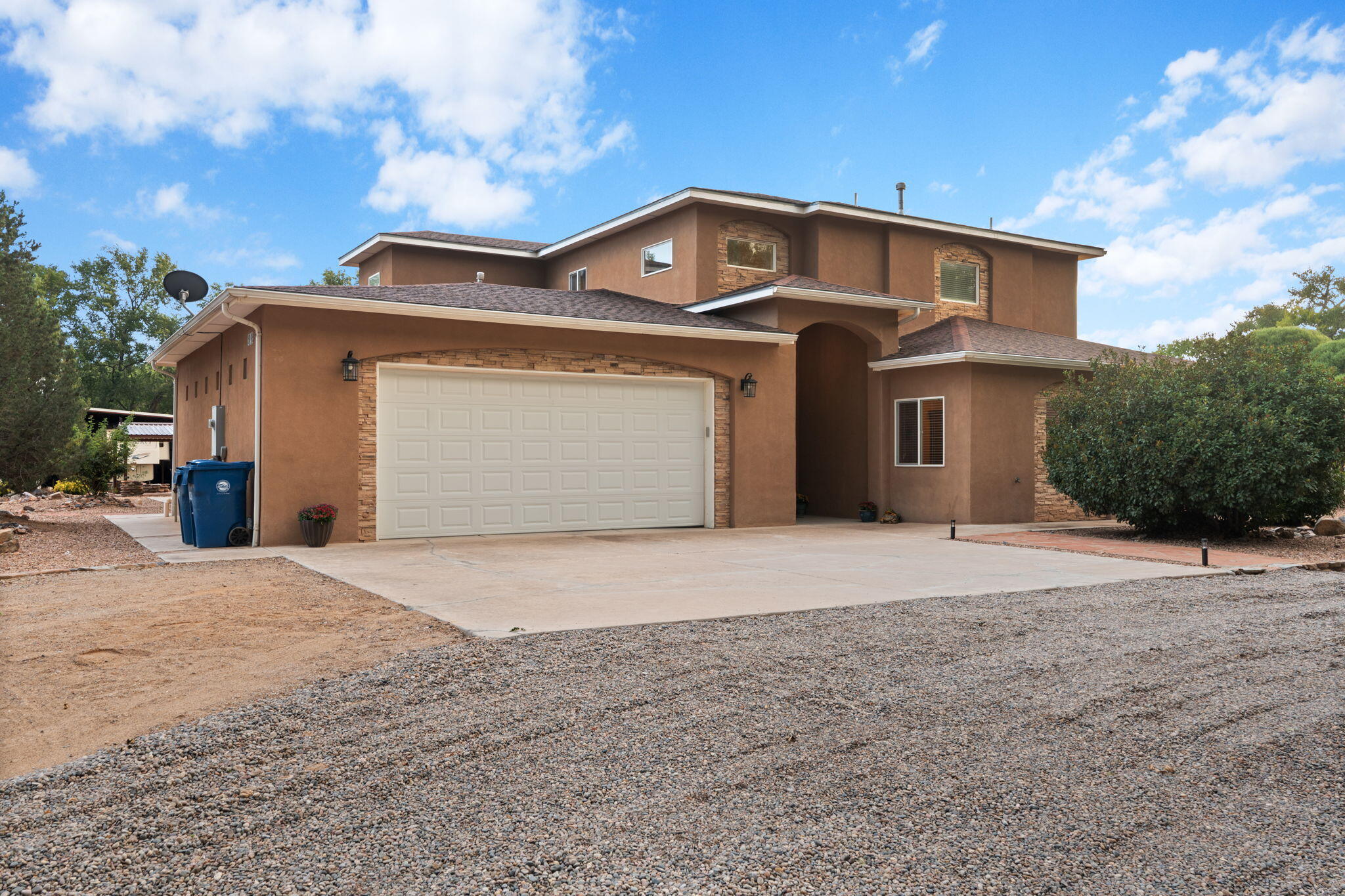 103 CHANTELLY Lane