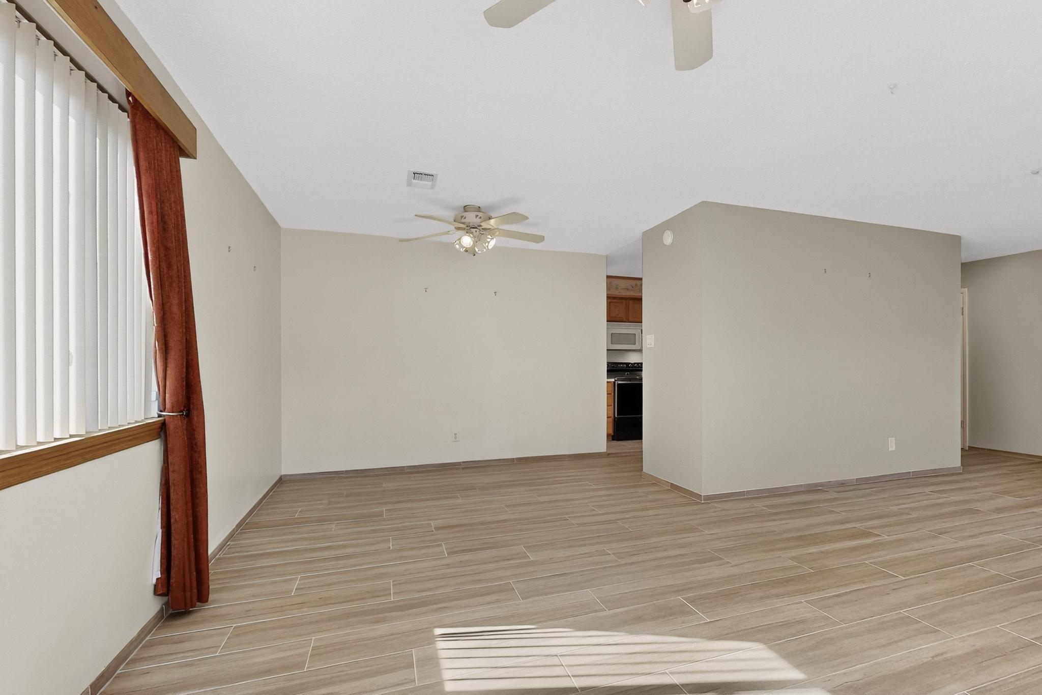 11525 Morenci Avenue NE