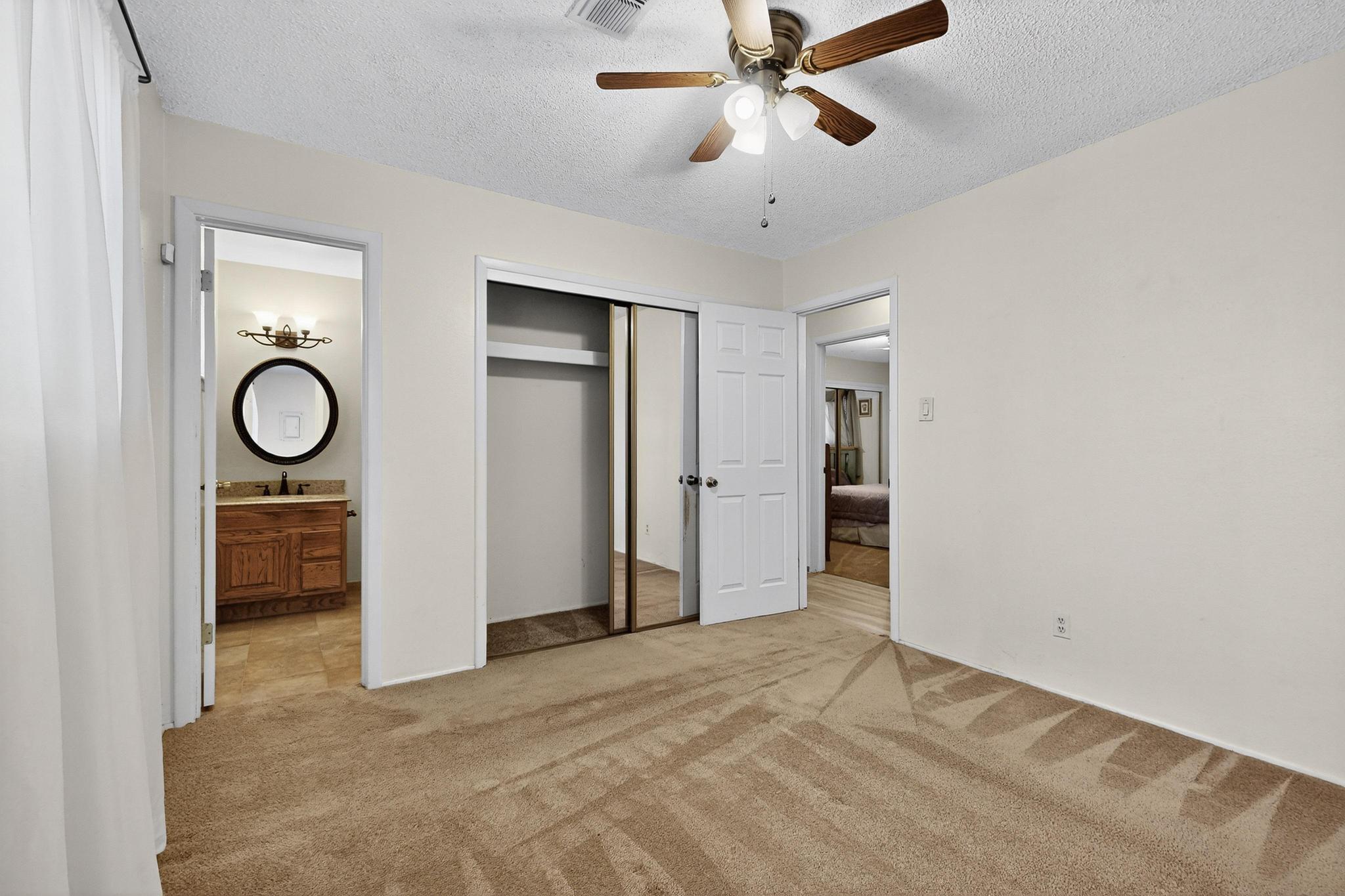 11525 Morenci Avenue NE