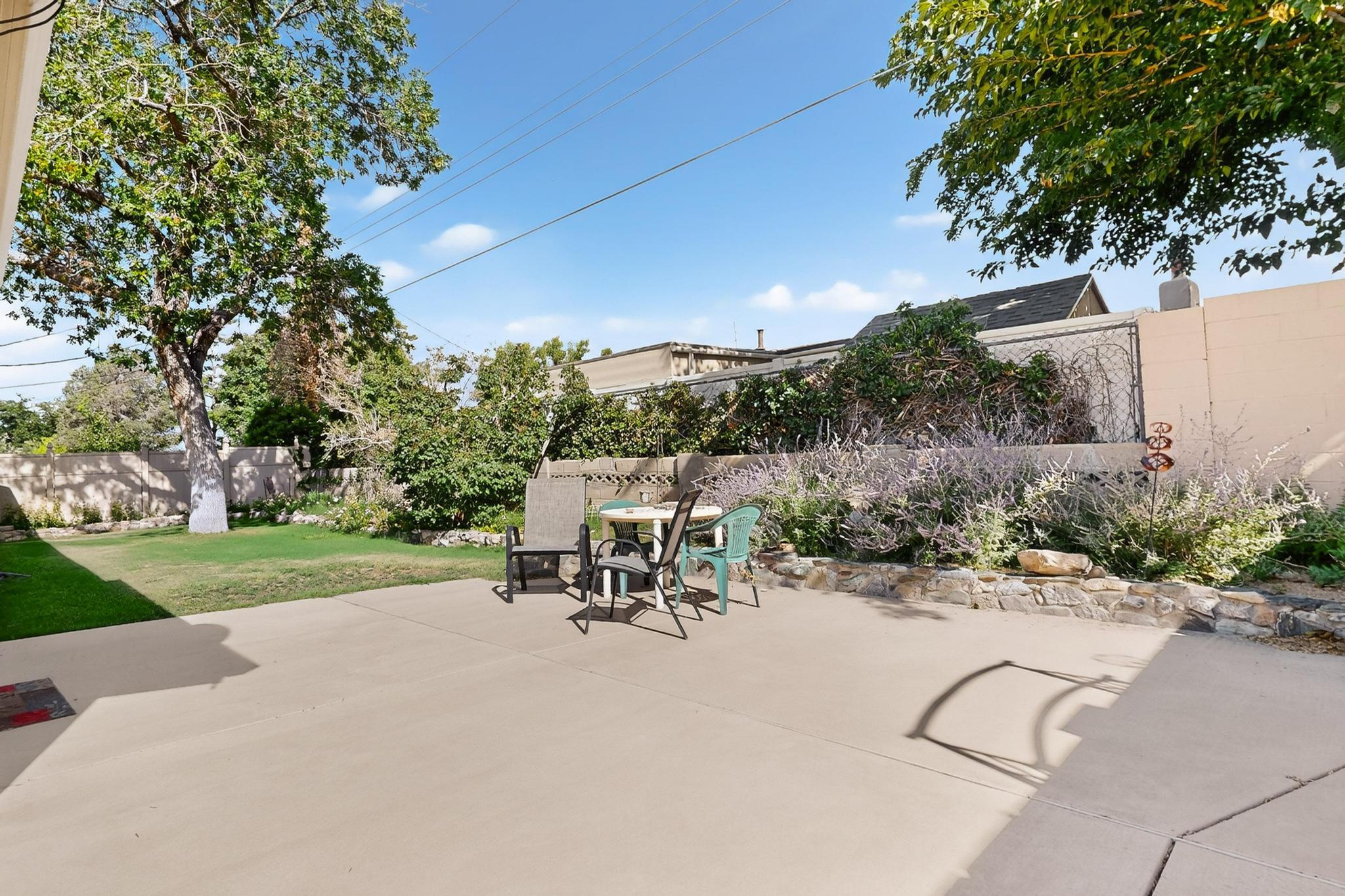 11525 Morenci Avenue NE