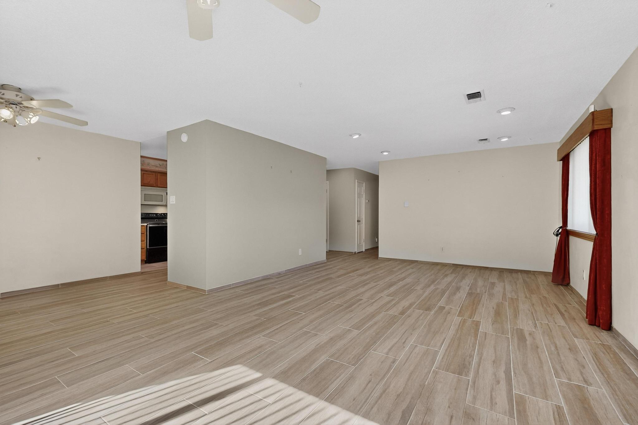 11525 Morenci Avenue NE