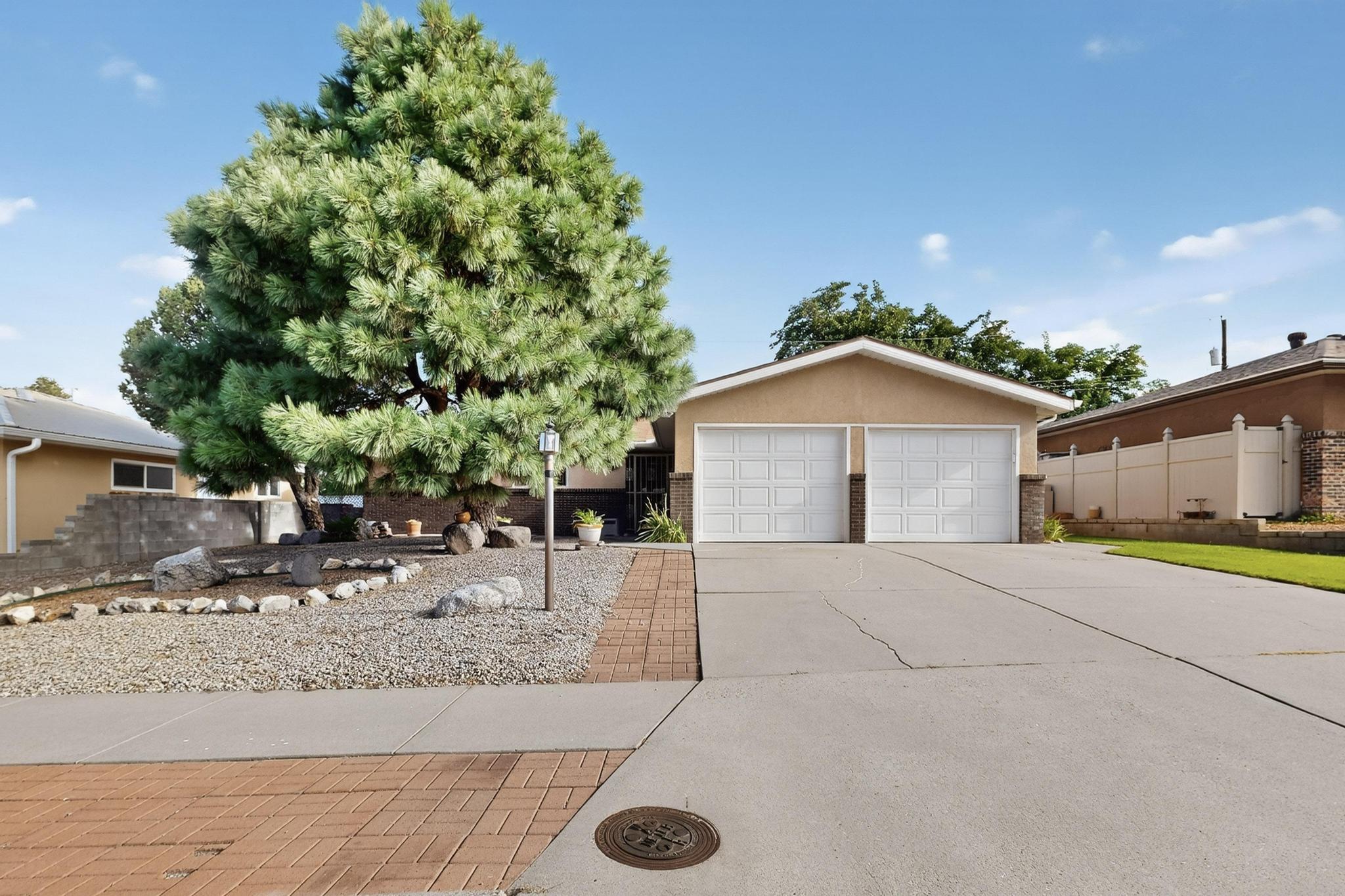 11525 Morenci Avenue NE