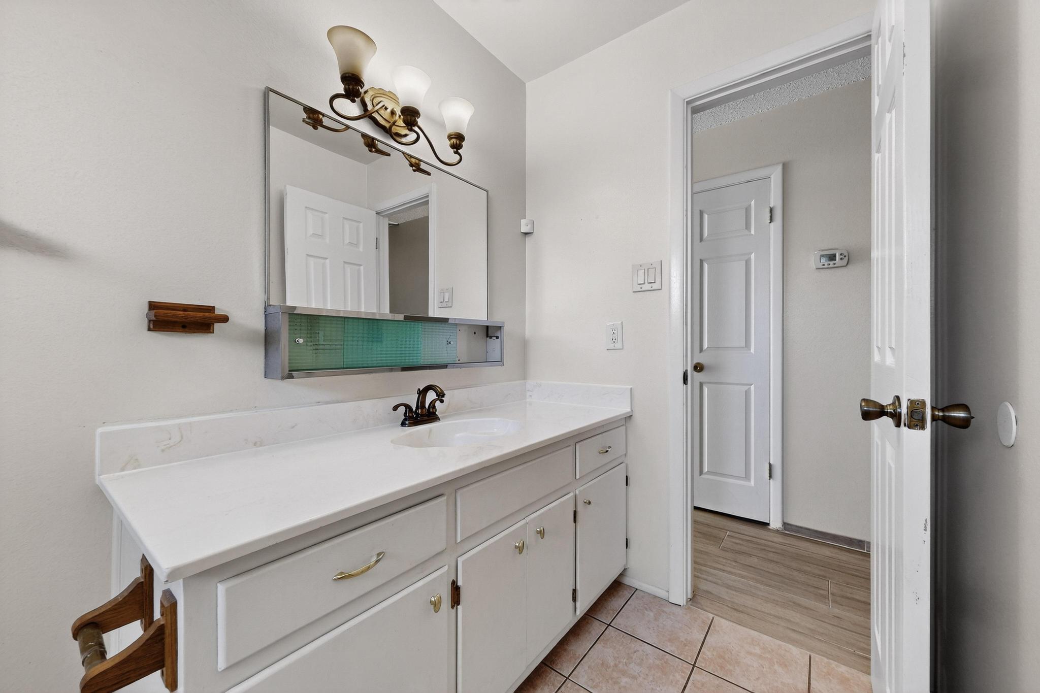 11525 Morenci Avenue NE