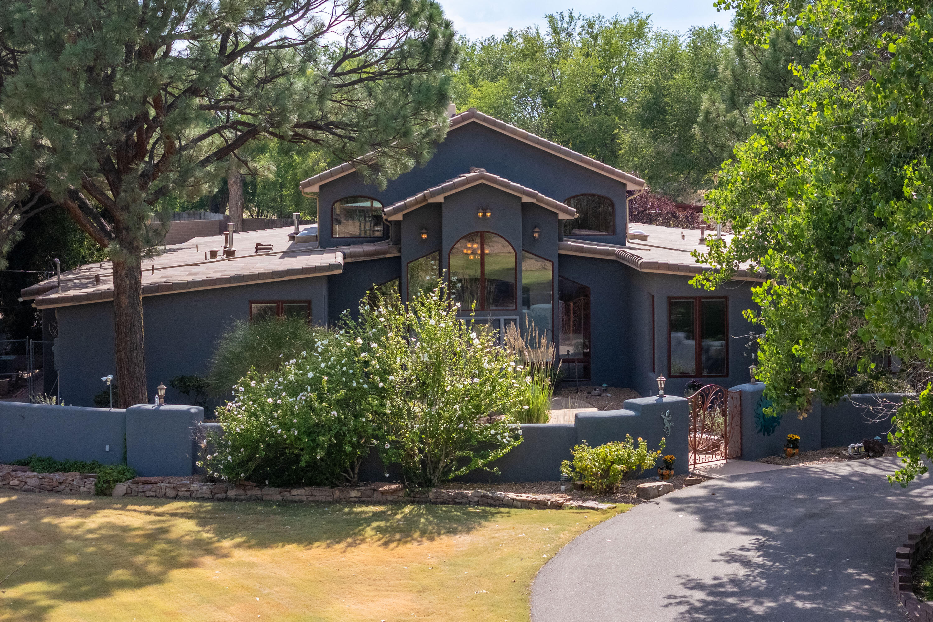 7017 Rio Grande Boulevard NW