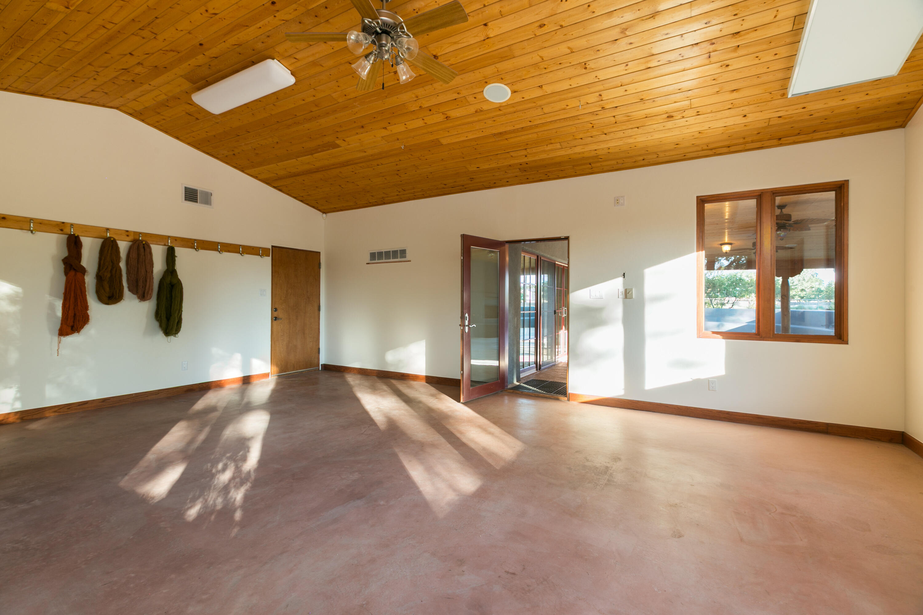 7017 Rio Grande Boulevard NW