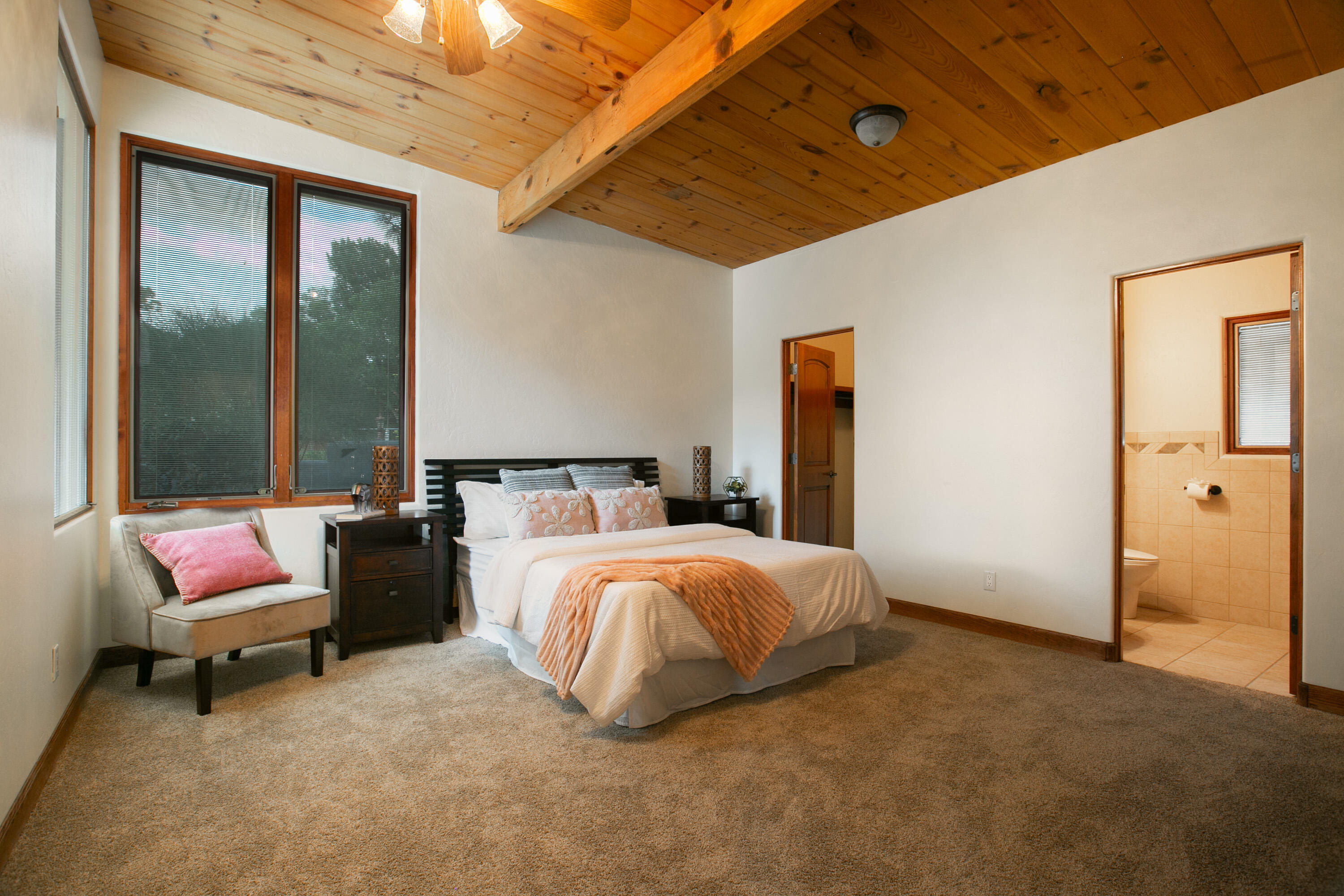 7017 Rio Grande Boulevard NW