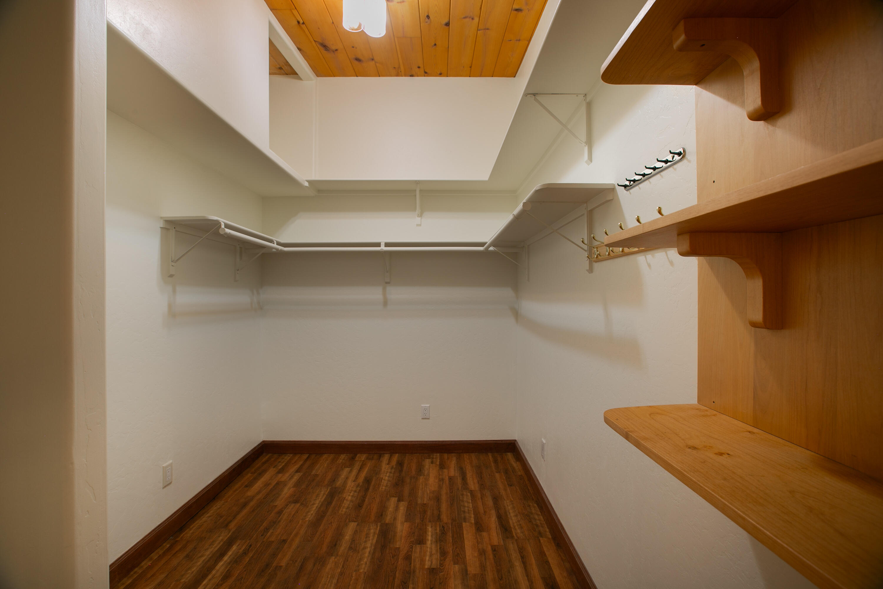 7017 Rio Grande Boulevard NW