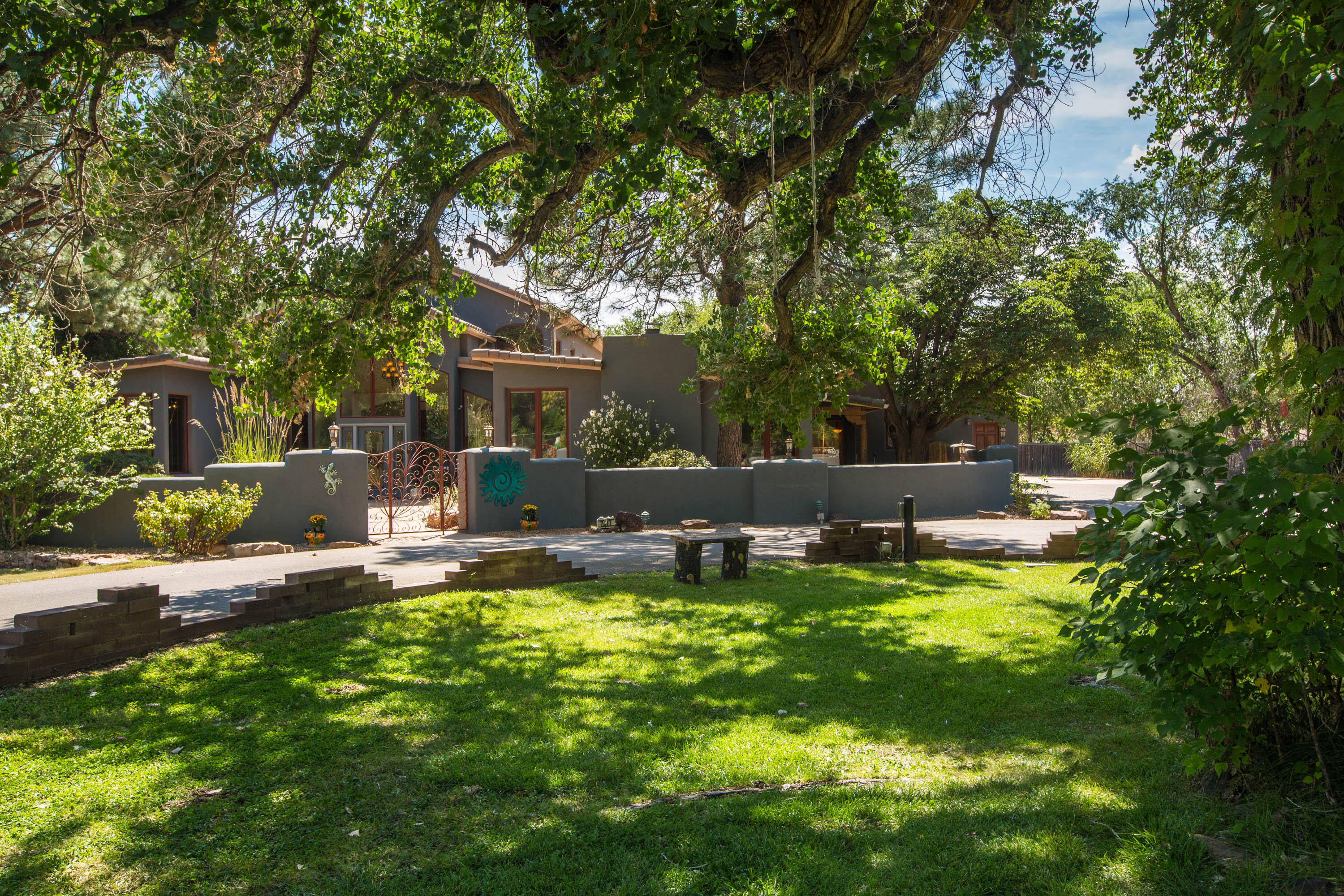 7017 Rio Grande Boulevard NW