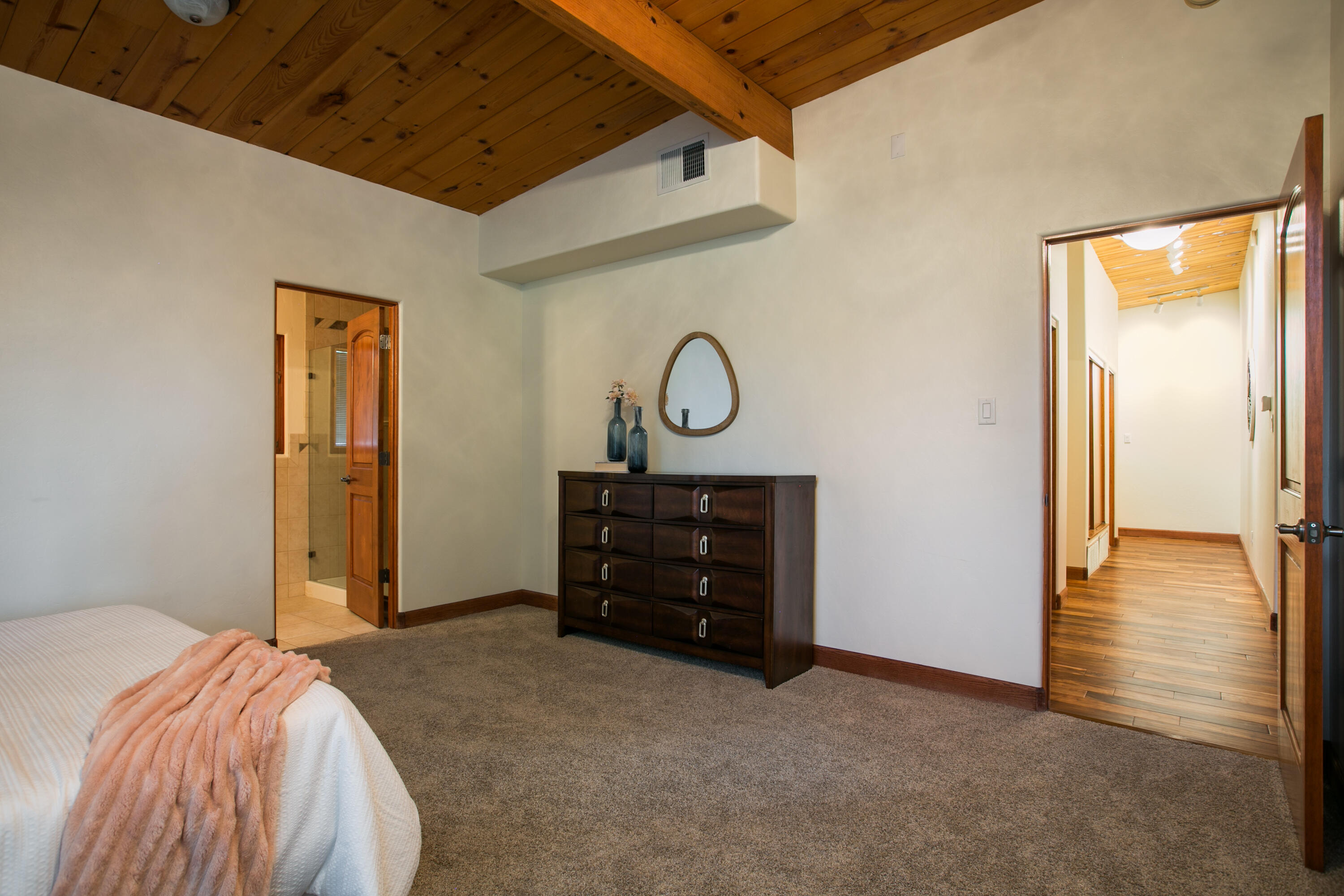 7017 Rio Grande Boulevard NW