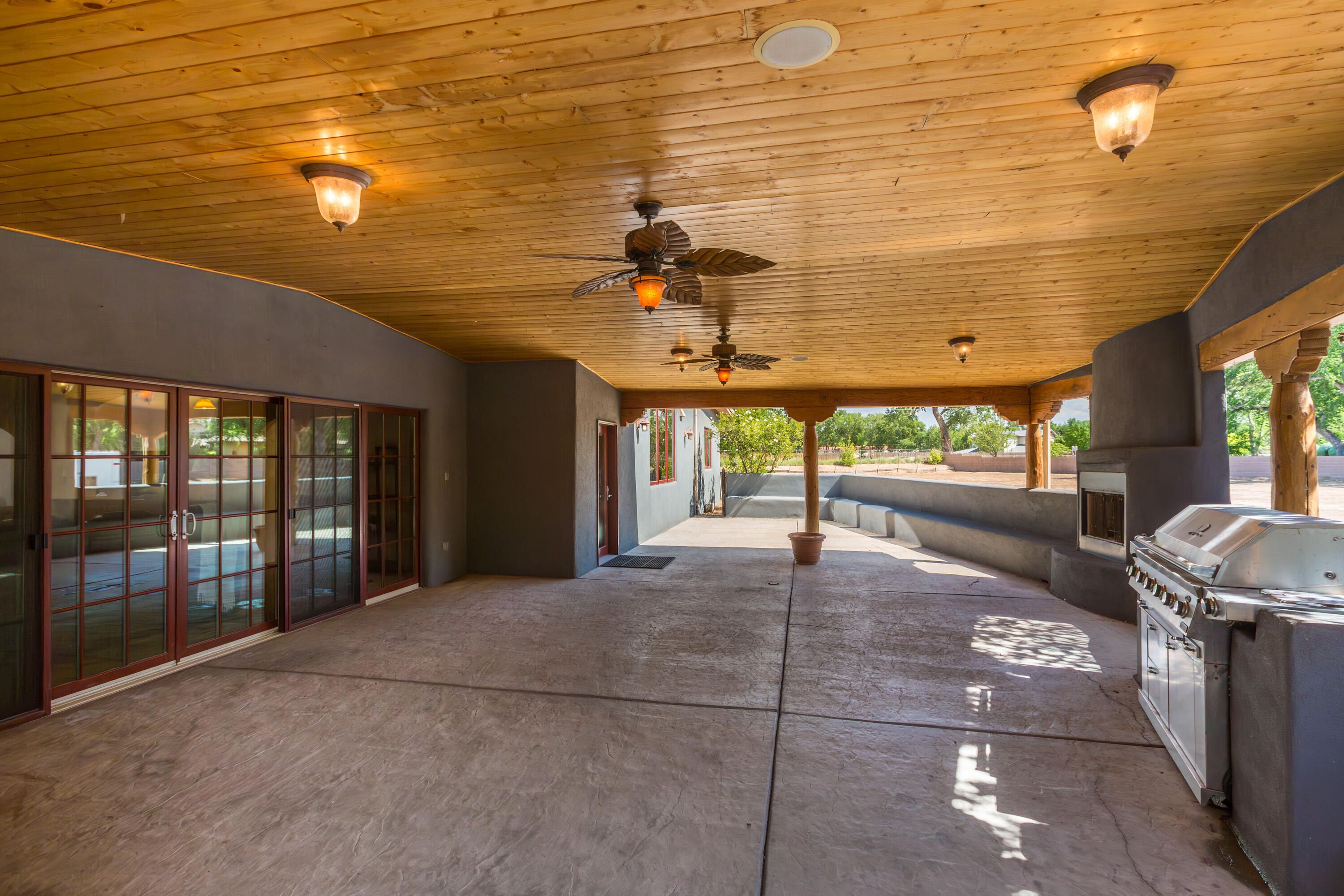 7017 Rio Grande Boulevard NW