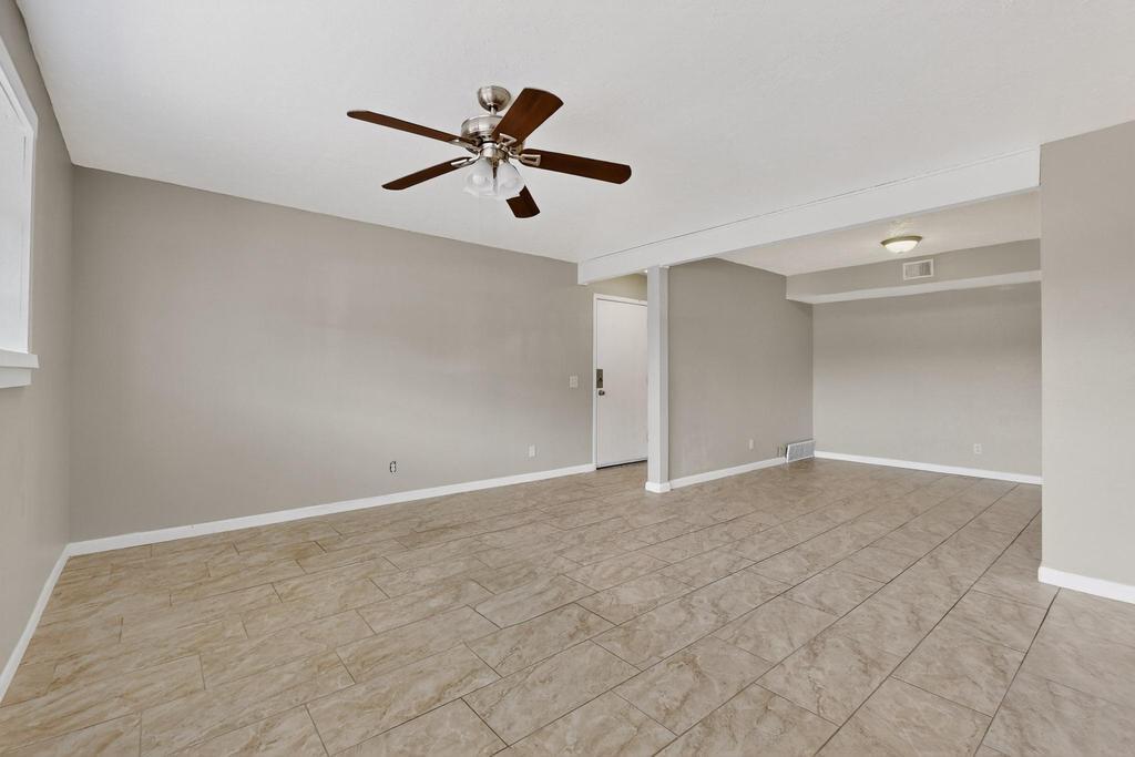 3857 MONTGOMERY Boulevard NE 1201