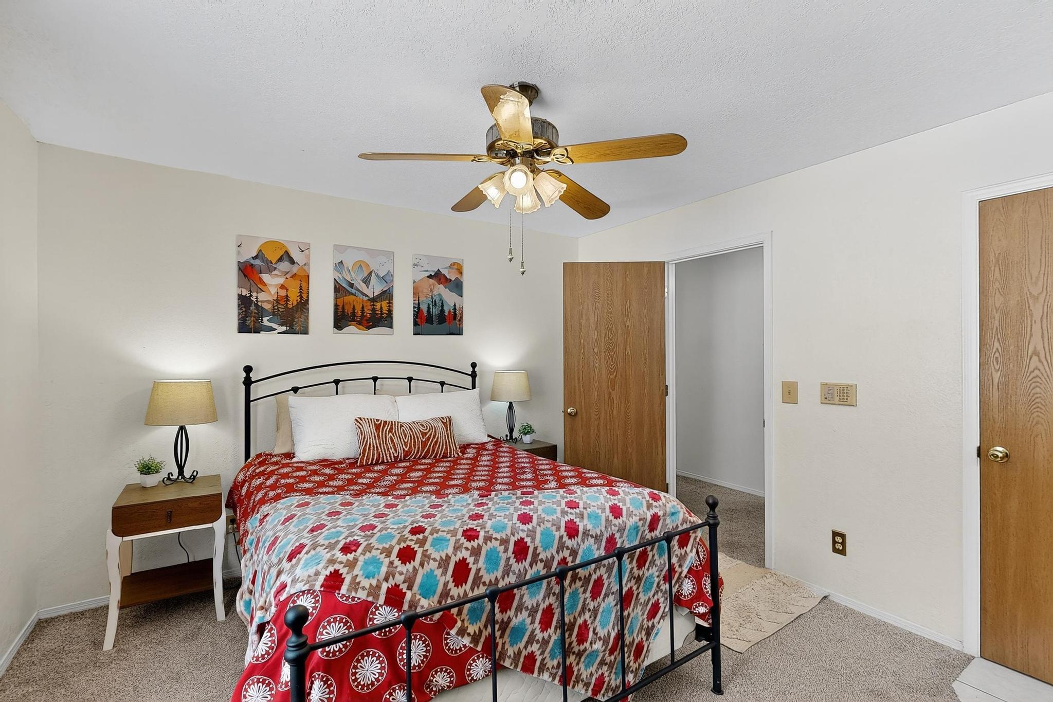 2900 Vista Del Rey NE 1-B