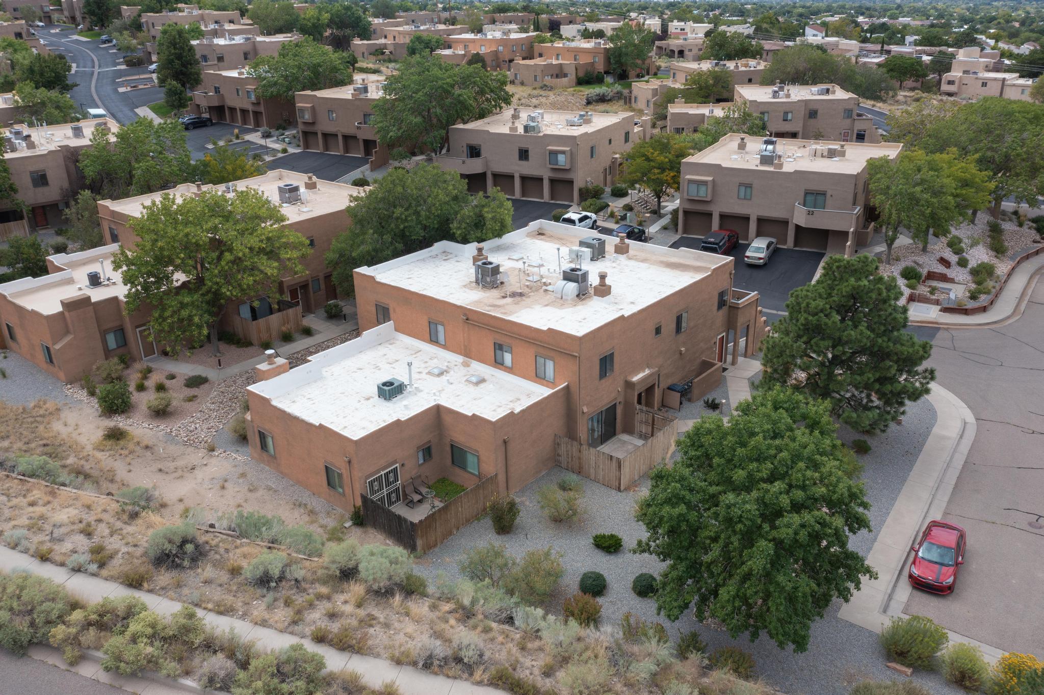 2900 Vista Del Rey NE 1-B