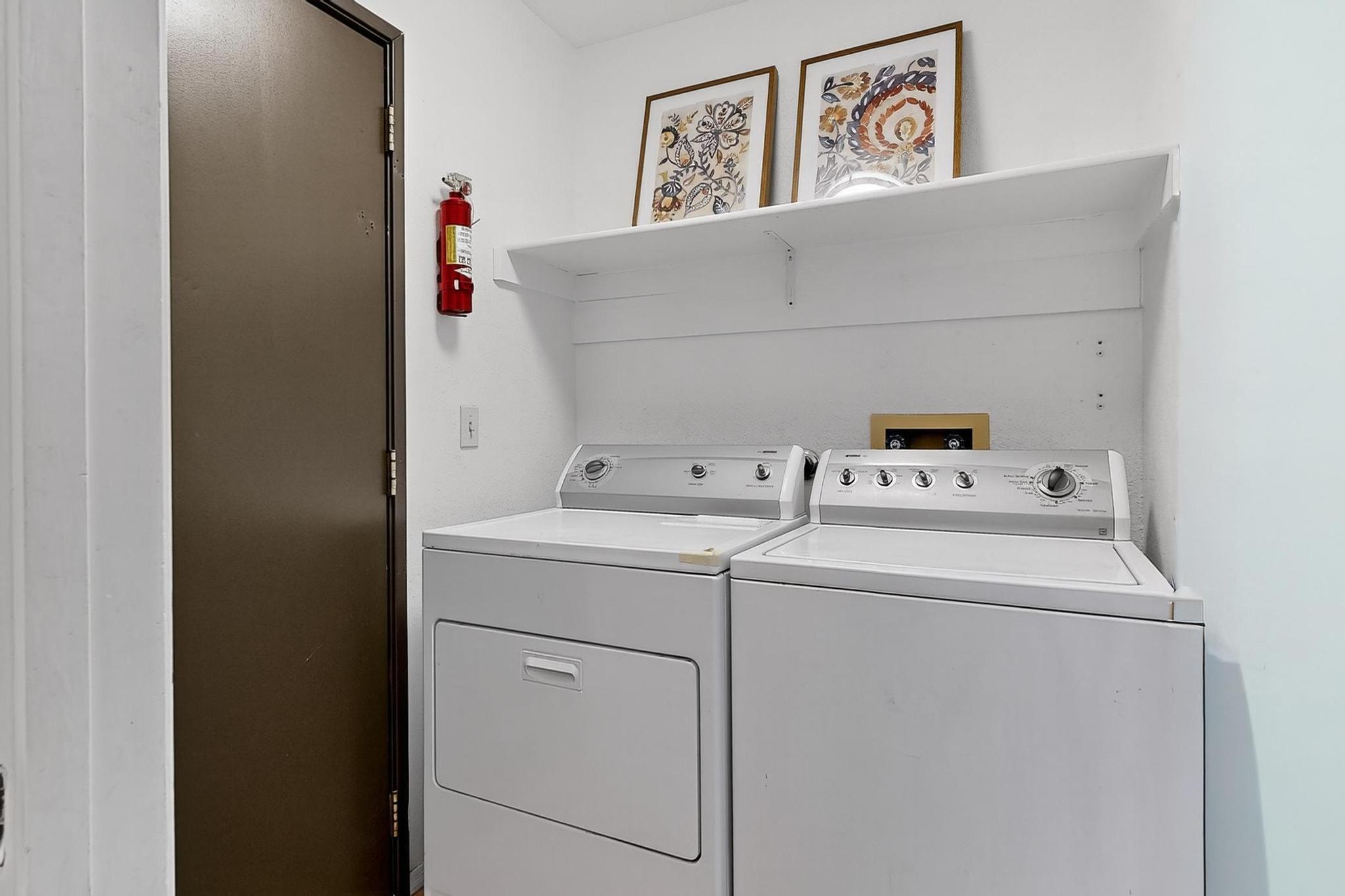 2900 Vista Del Rey NE 1-B