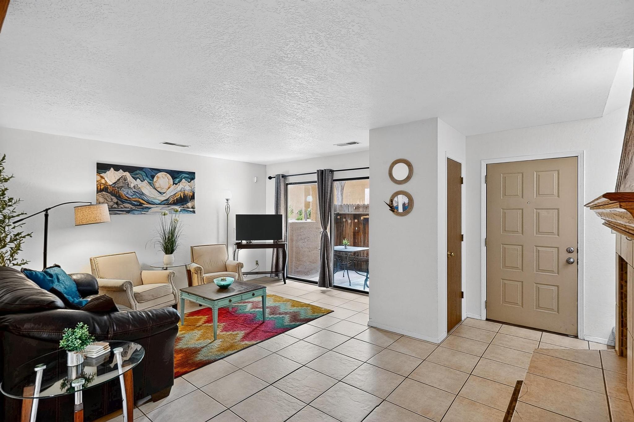 2900 Vista Del Rey NE 1-B