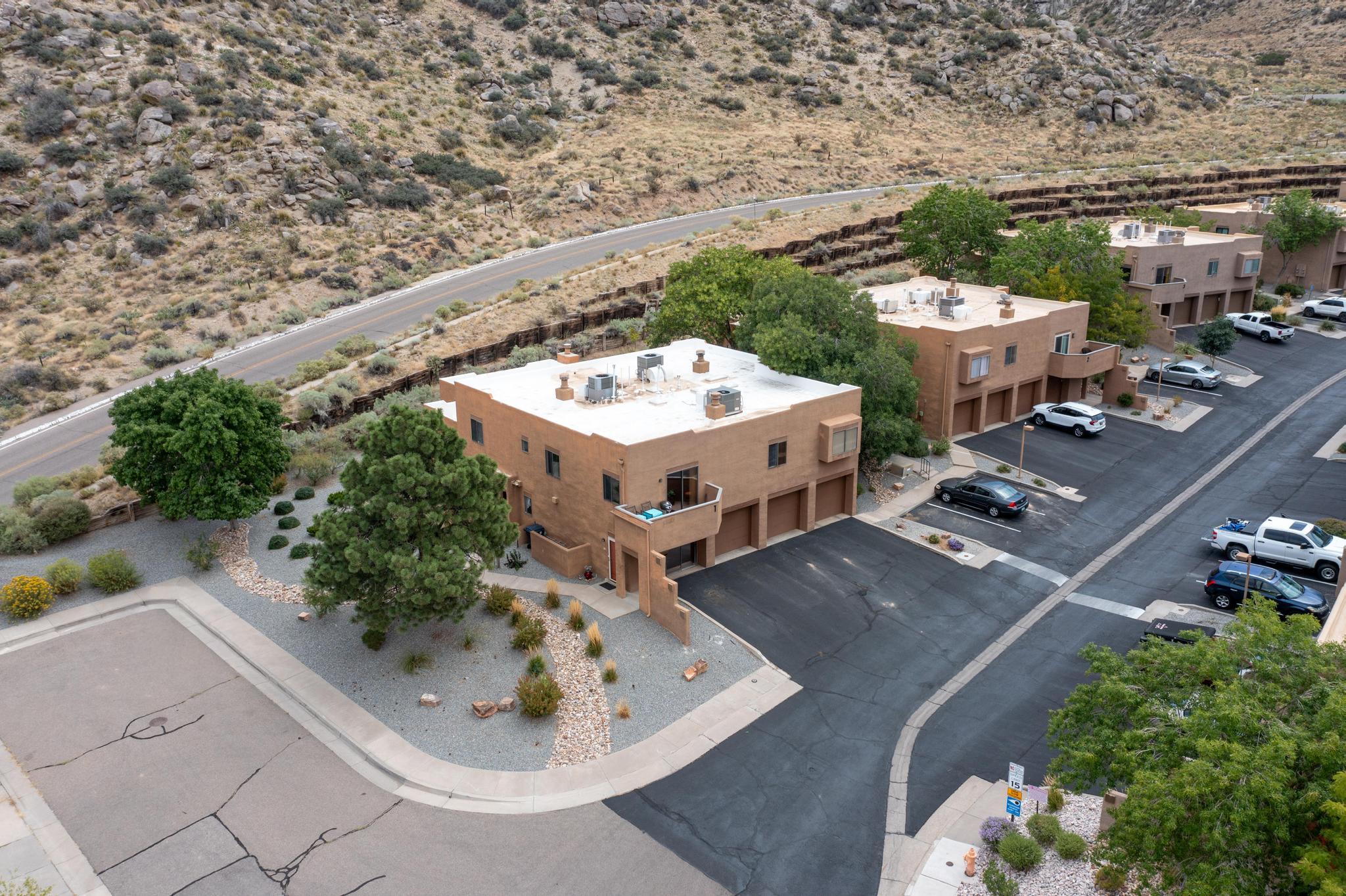 2900 Vista Del Rey NE 1-B