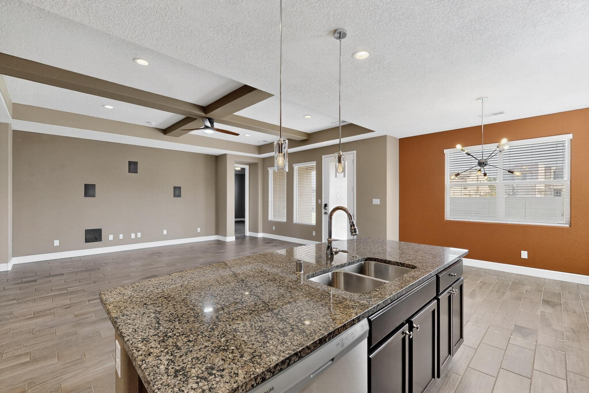 1819 TRUCHAS PEAK Trail NE