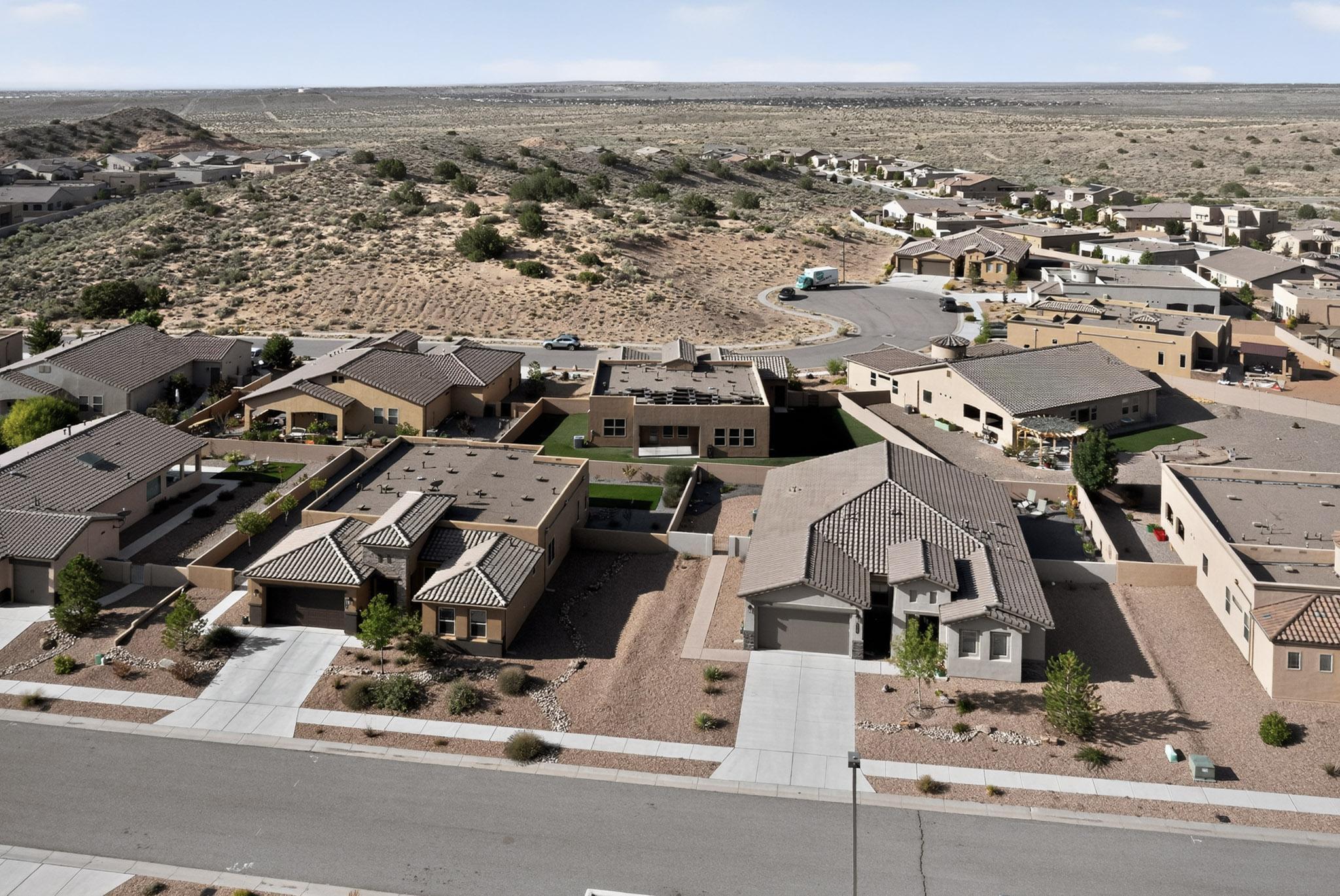 1819 TRUCHAS PEAK Trail NE