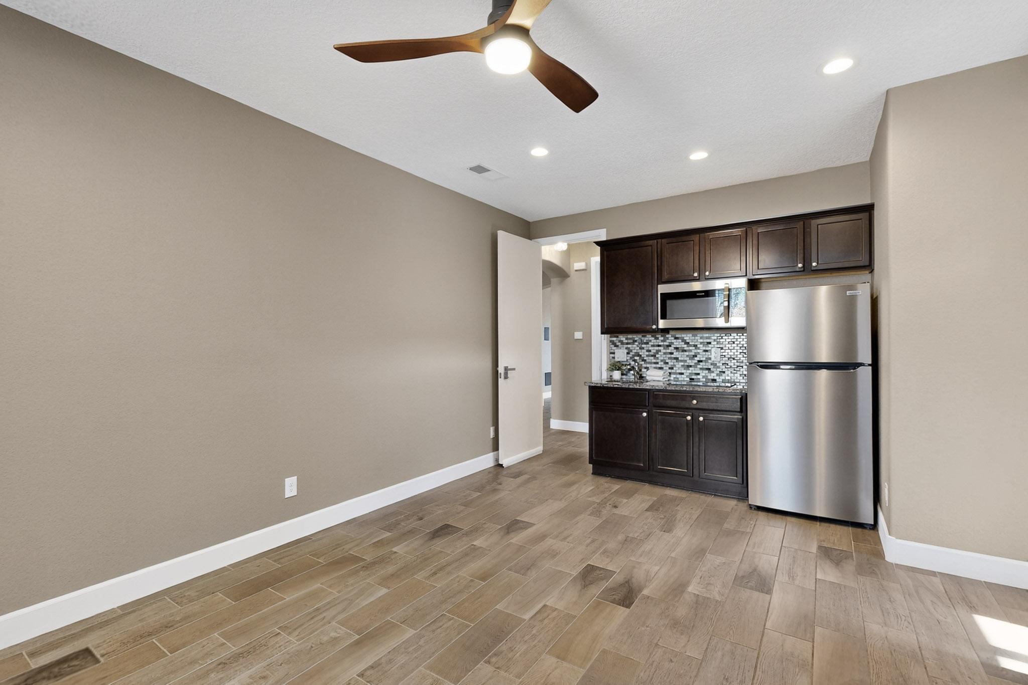 1819 TRUCHAS PEAK Trail NE