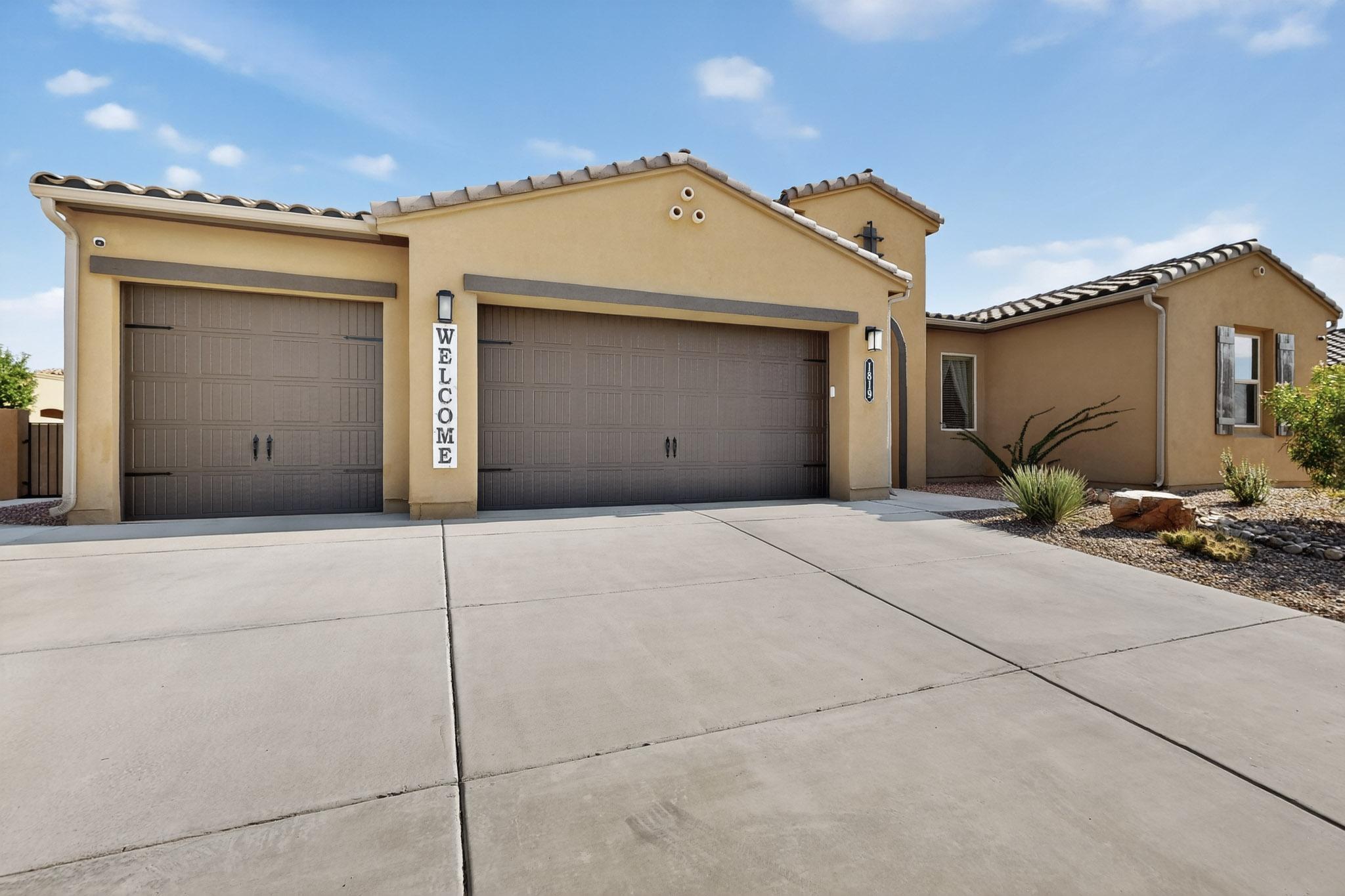 1819 TRUCHAS PEAK Trail NE