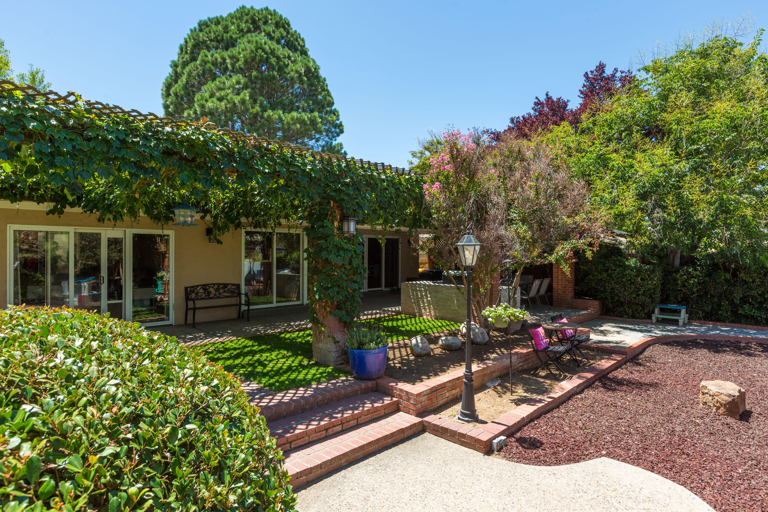 4708 SHERWOOD Street NE