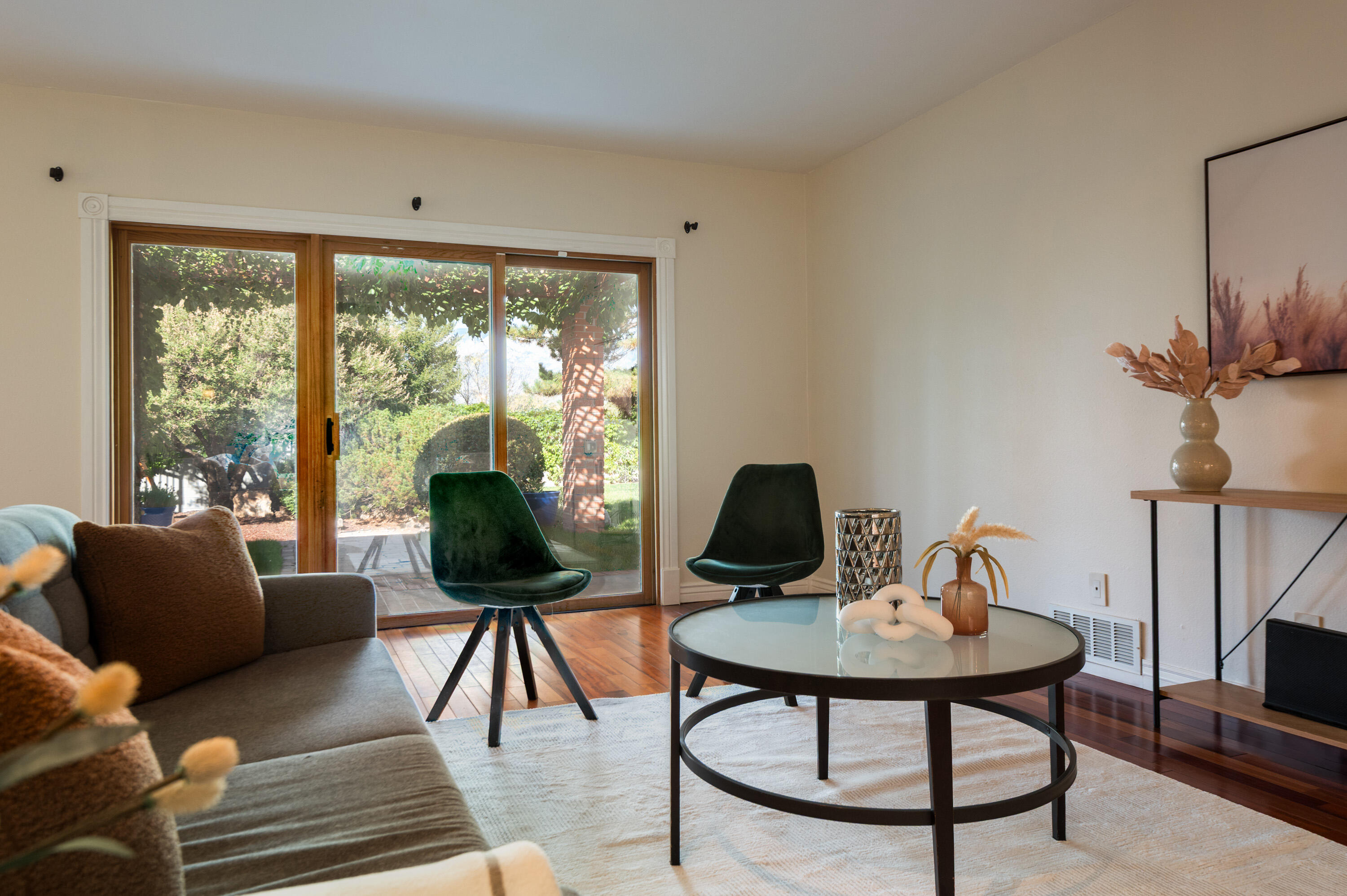 4708 SHERWOOD Street NE