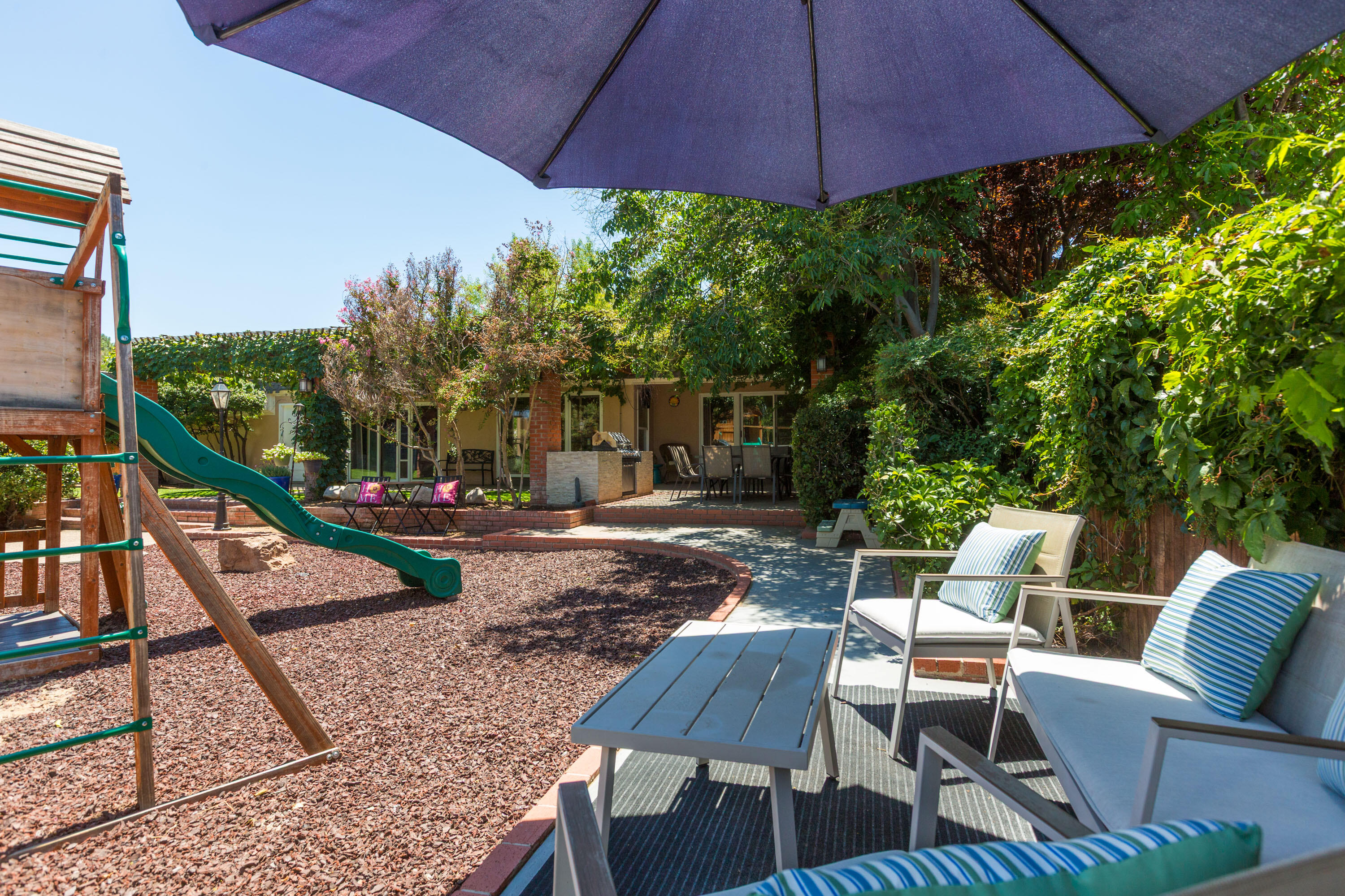 4708 SHERWOOD Street NE