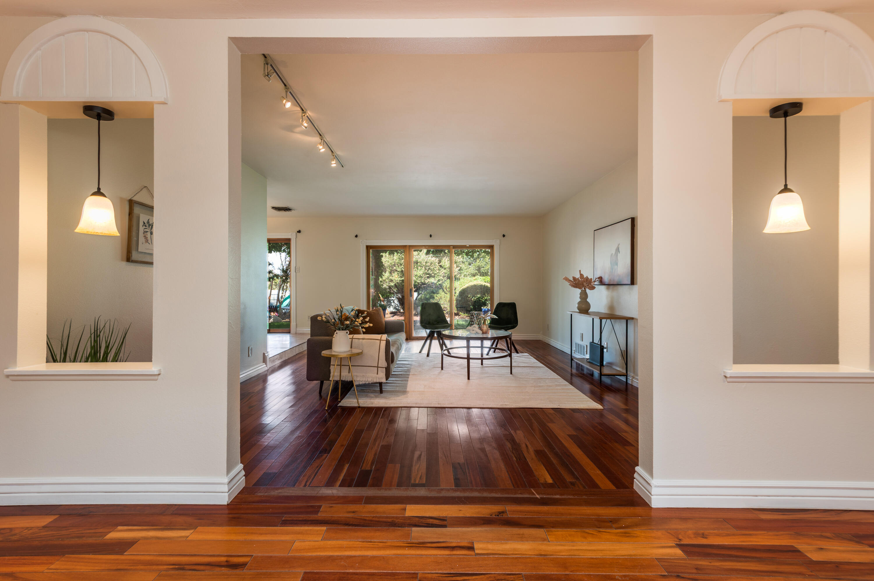 4708 SHERWOOD Street NE