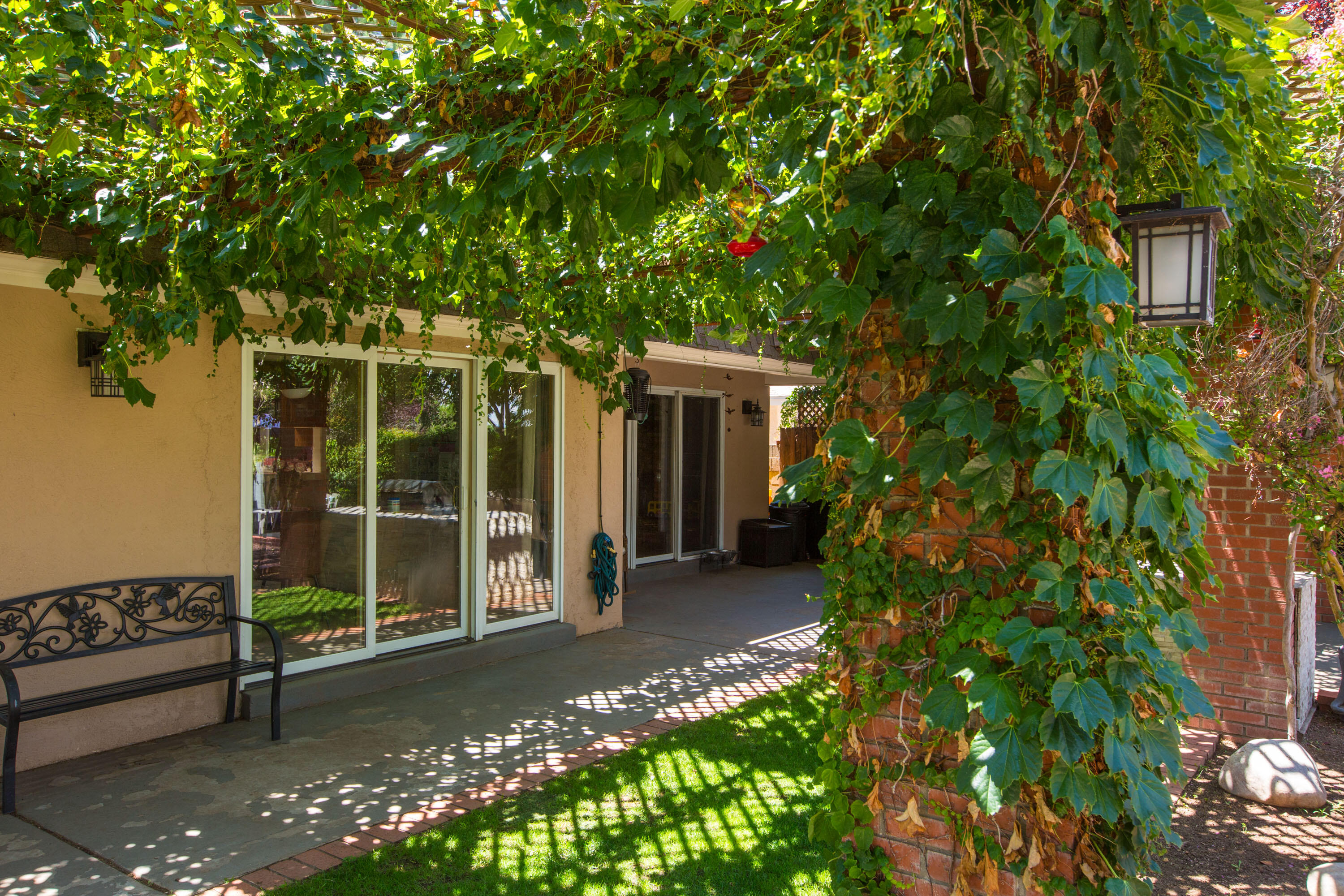 4708 SHERWOOD Street NE