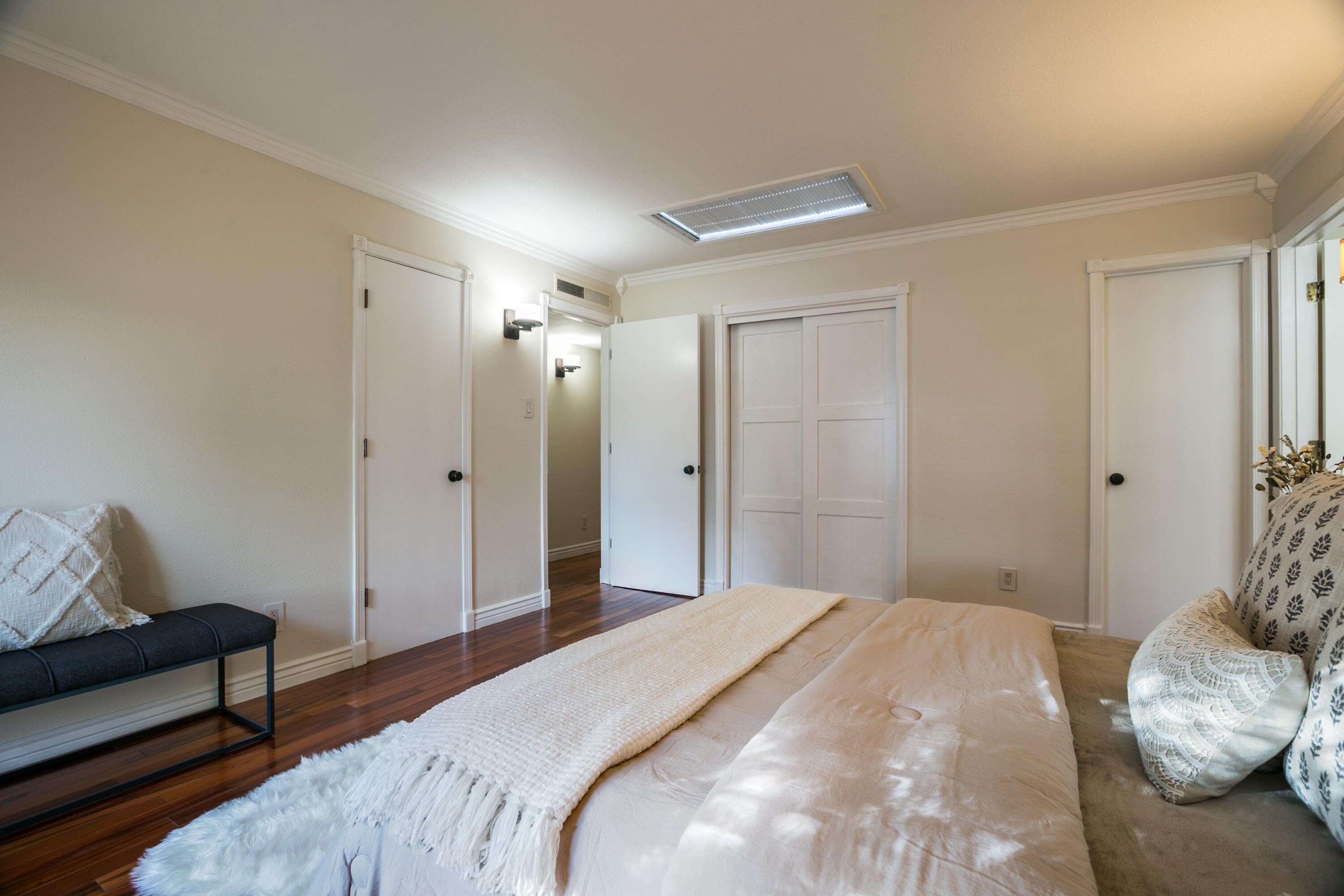 4708 SHERWOOD Street NE