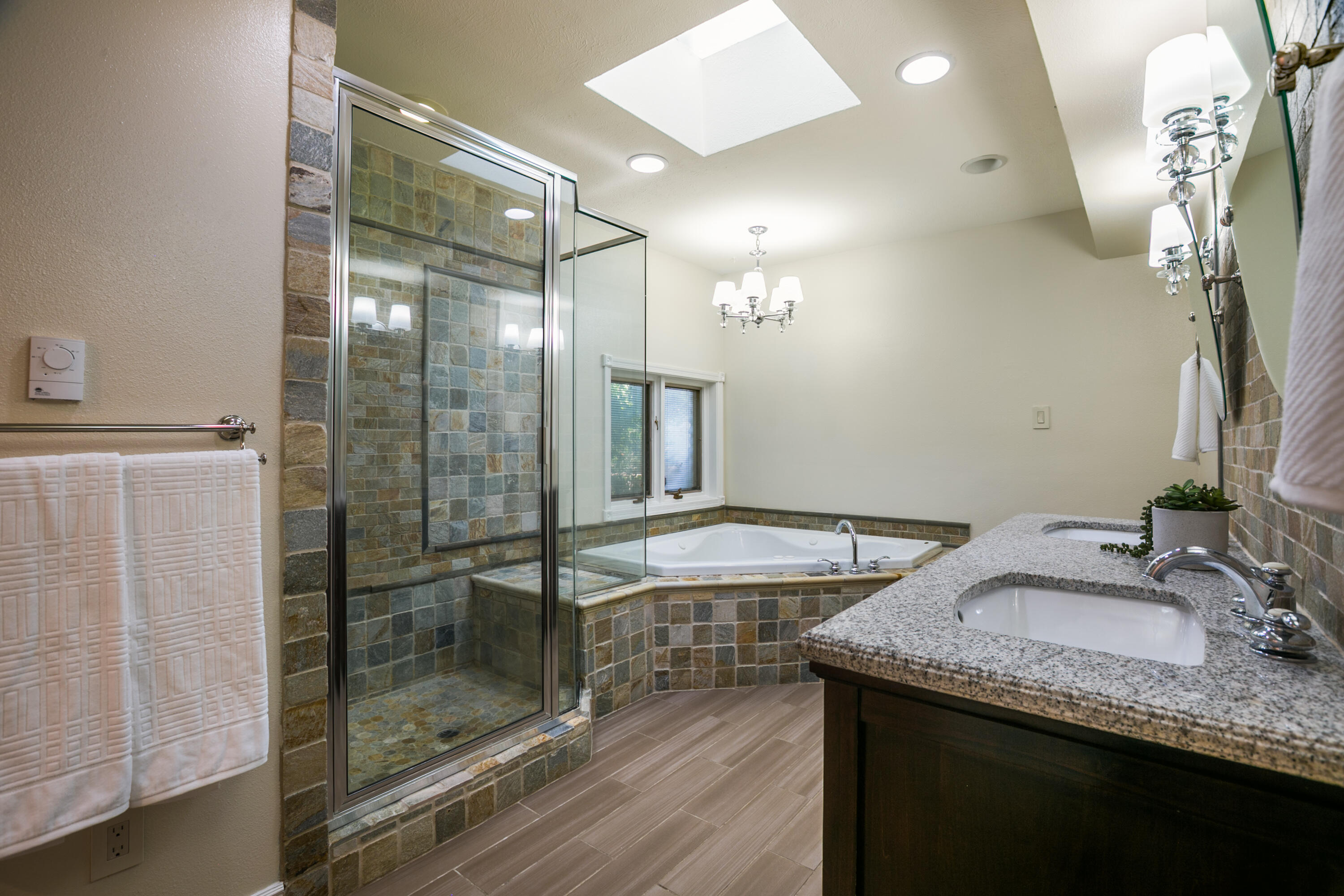 4708 SHERWOOD Street NE