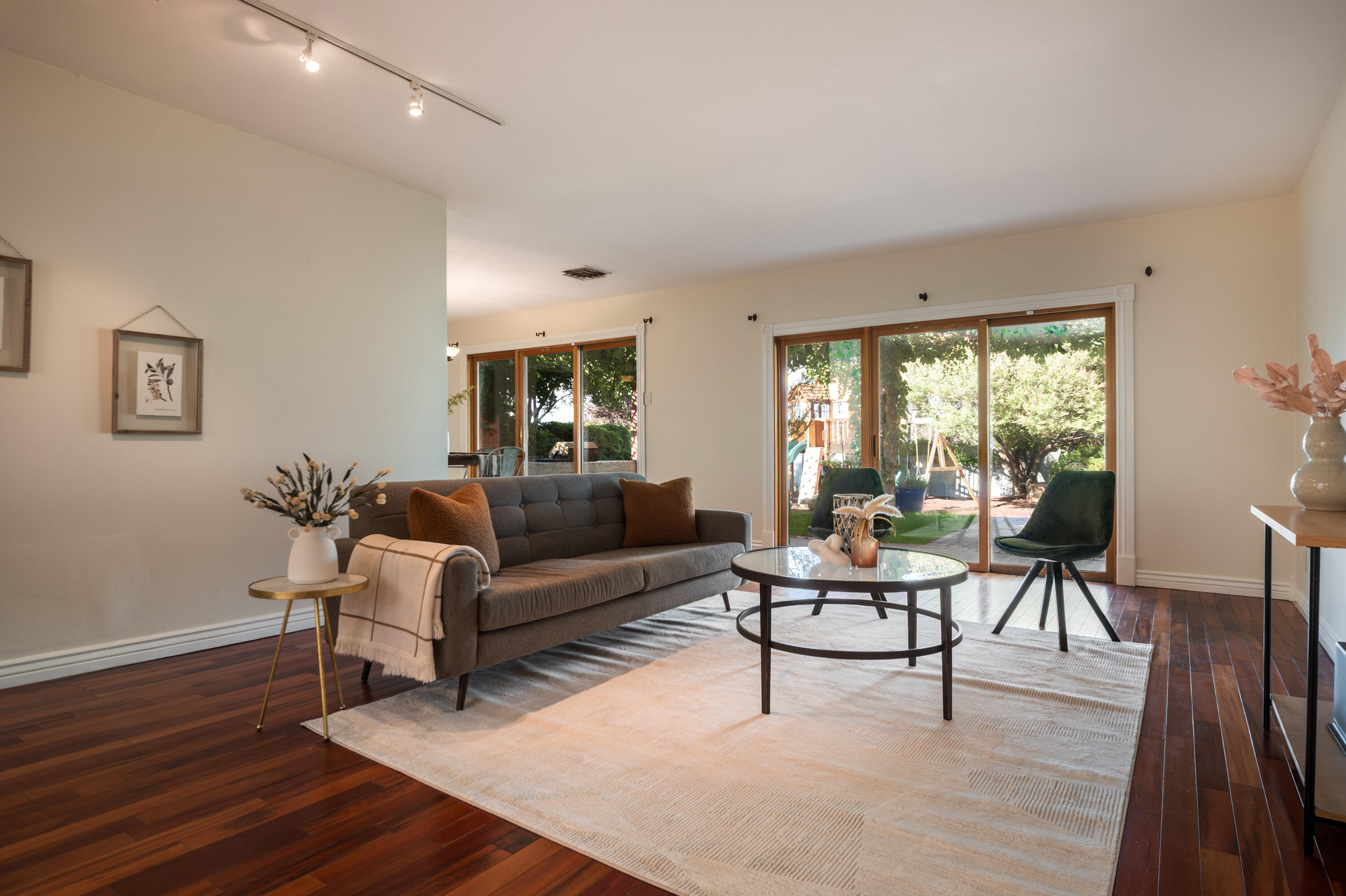 4708 SHERWOOD Street NE