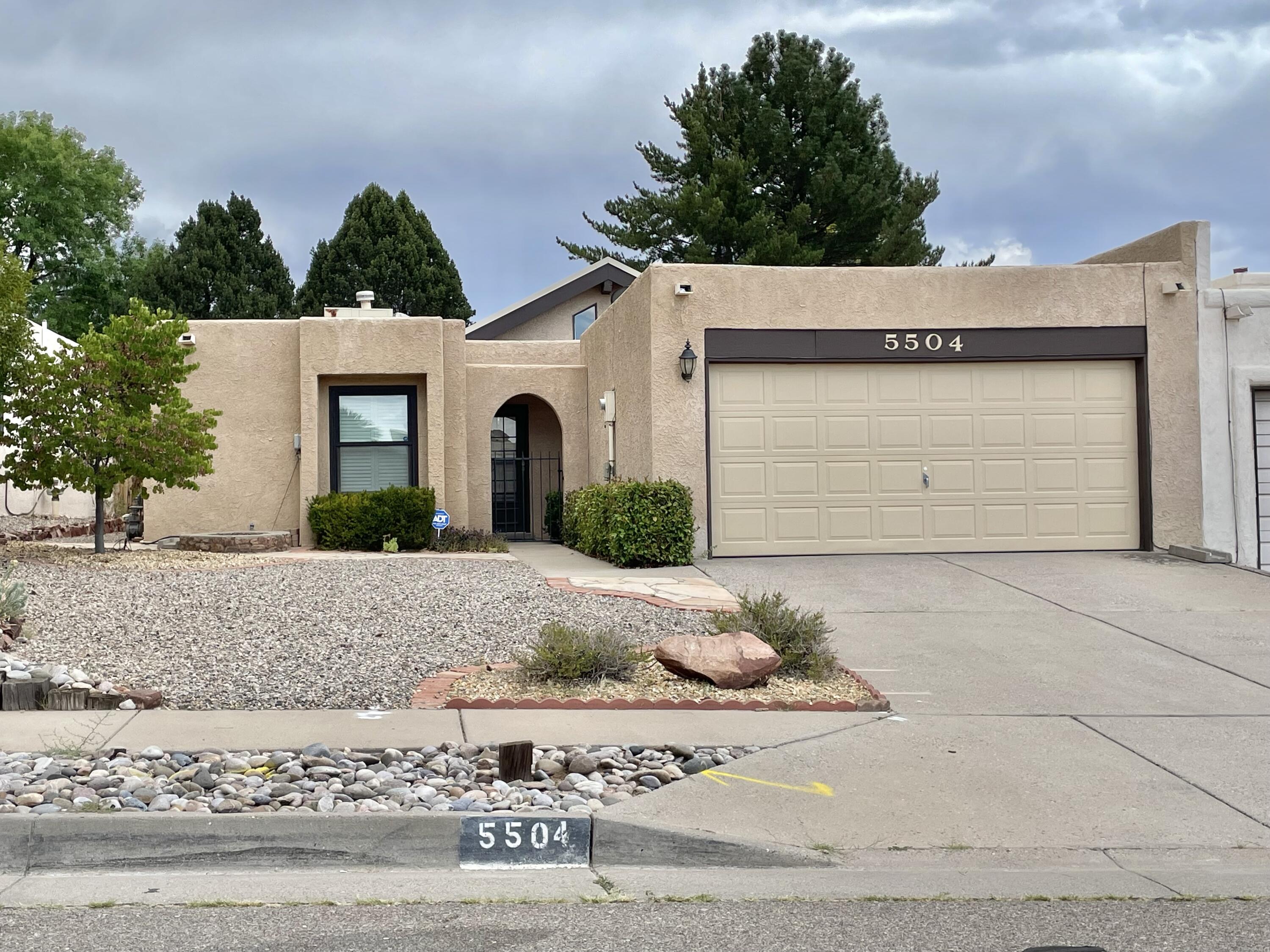 5504 COMPADRE Court NE