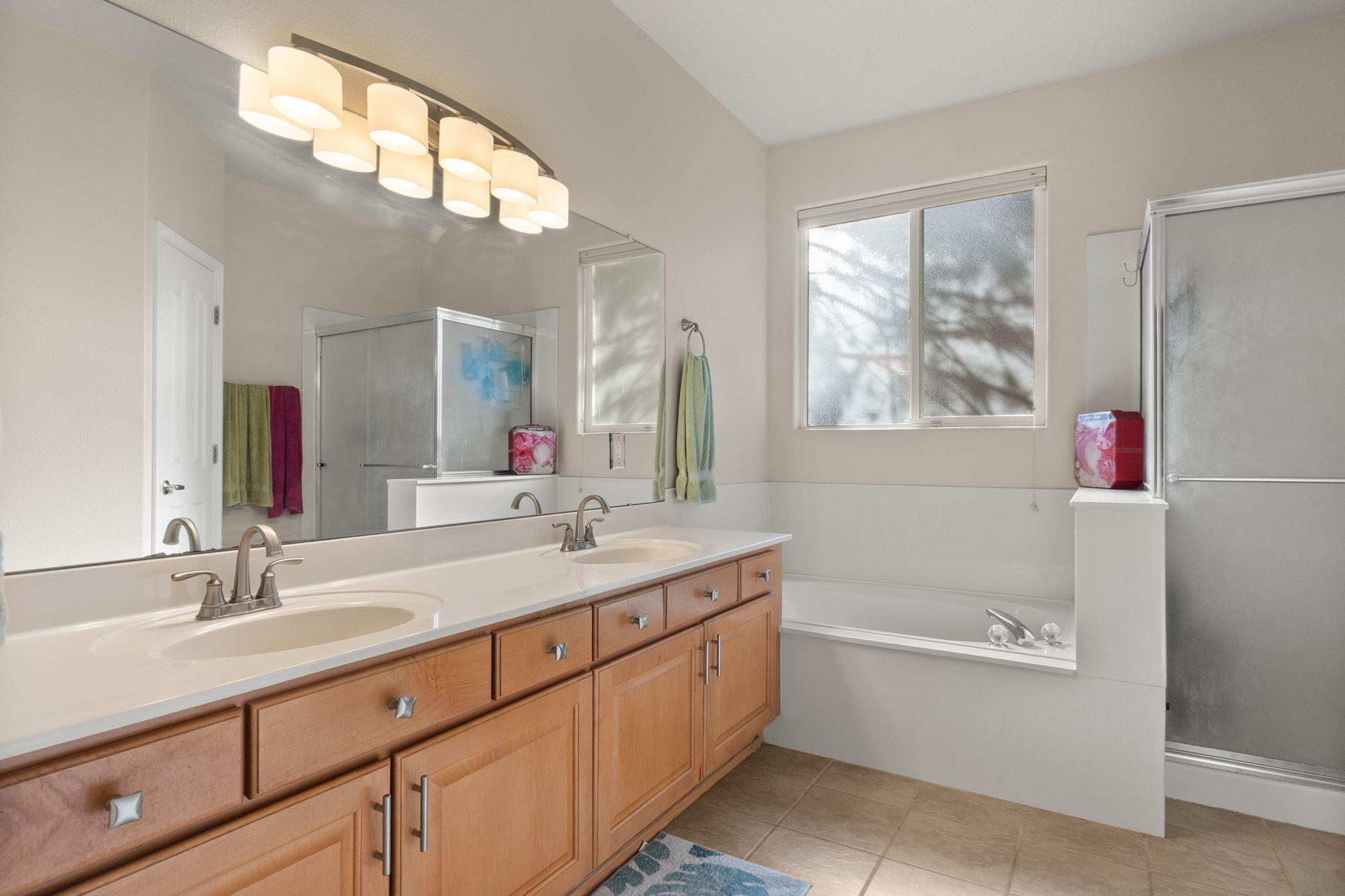 4976 NIGHT HAWK Drive NE