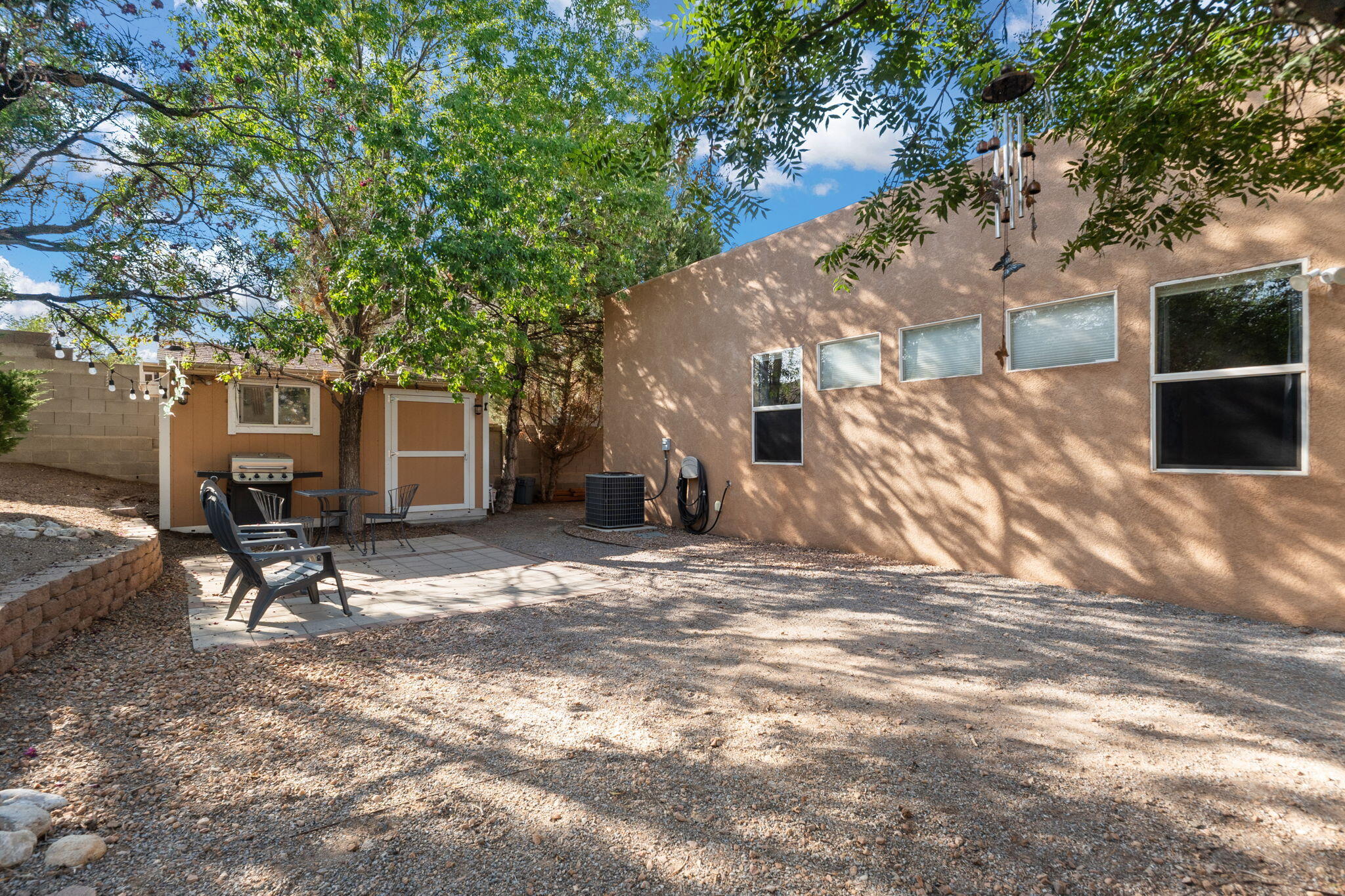 4976 NIGHT HAWK Drive NE