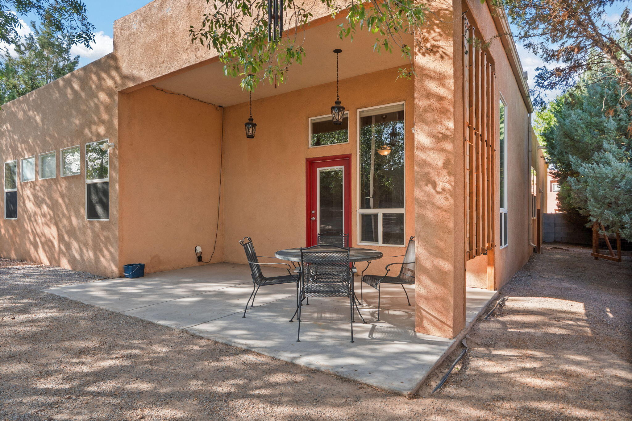 4976 NIGHT HAWK Drive NE