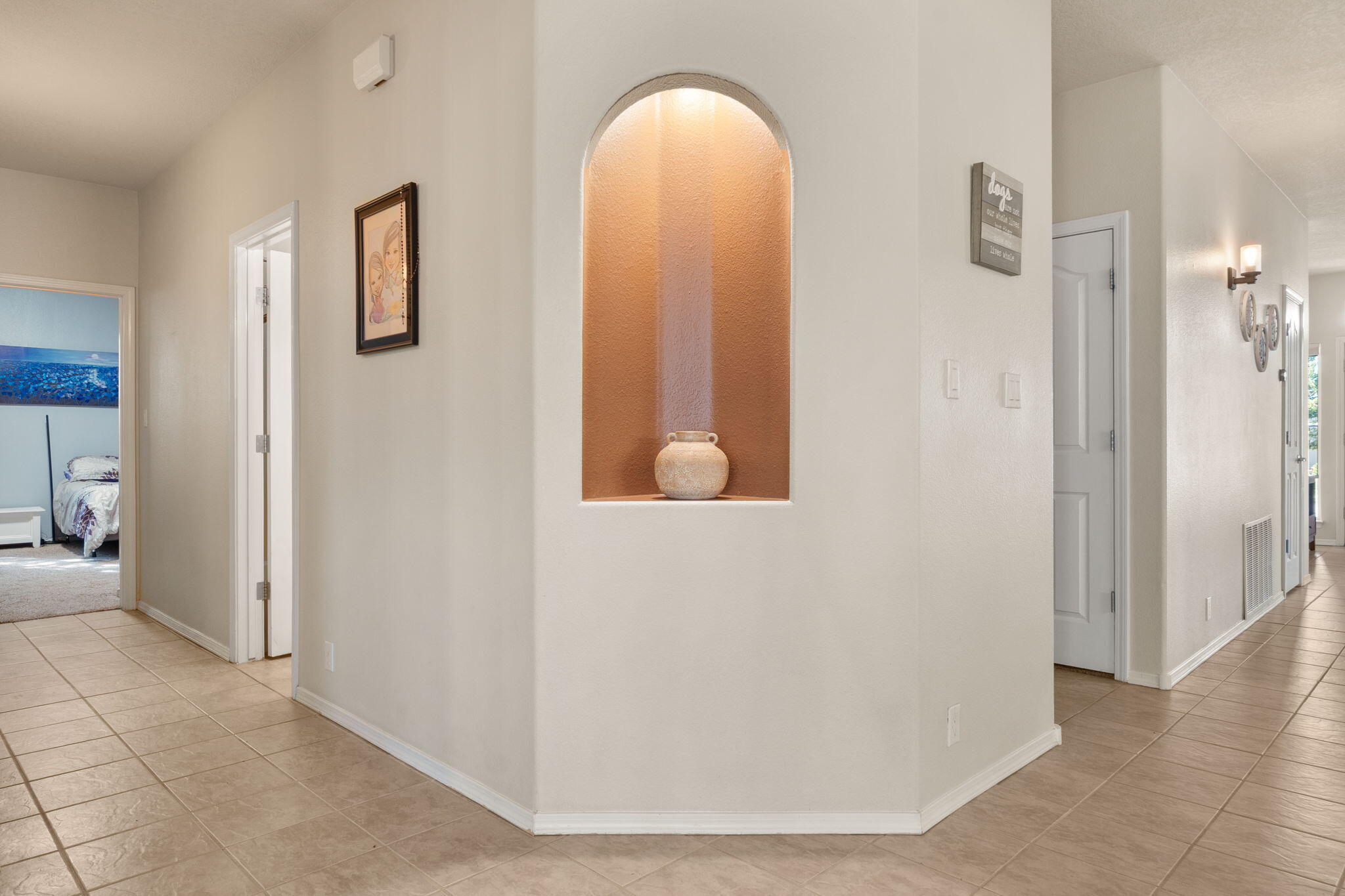 4976 NIGHT HAWK Drive NE