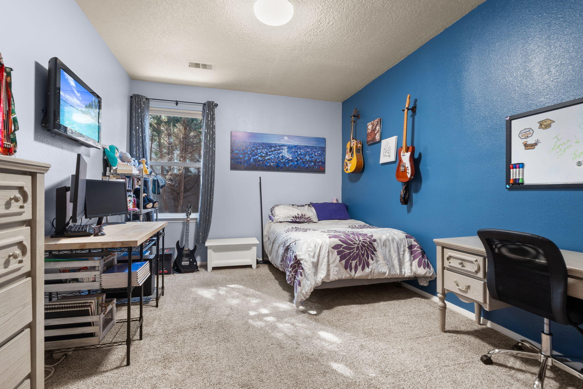 4976 NIGHT HAWK Drive NE