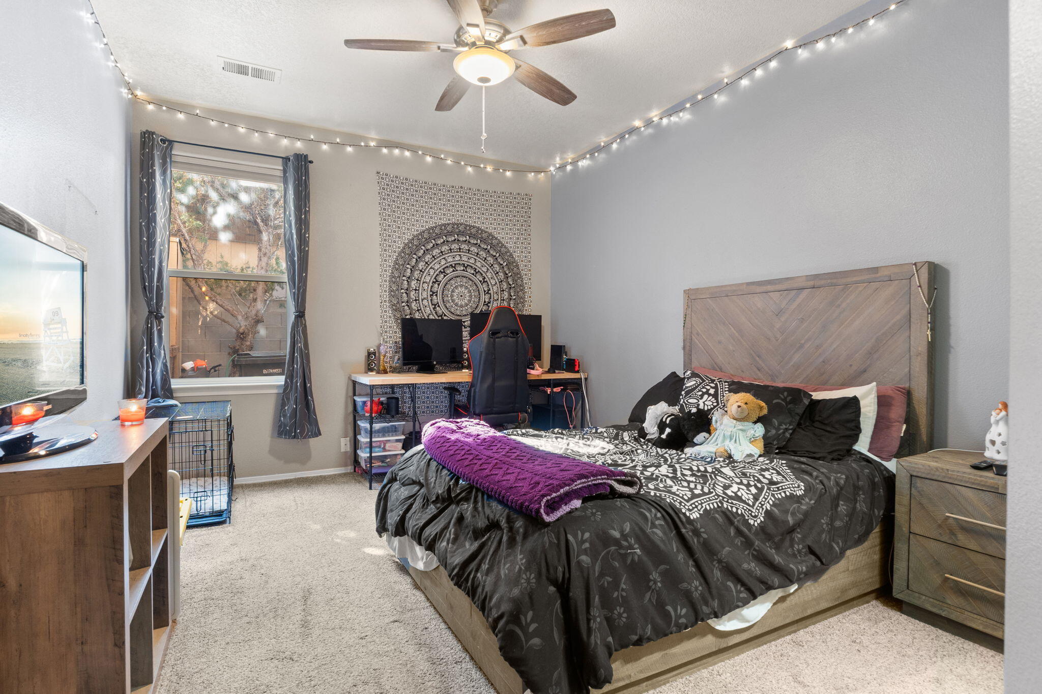 4976 NIGHT HAWK Drive NE