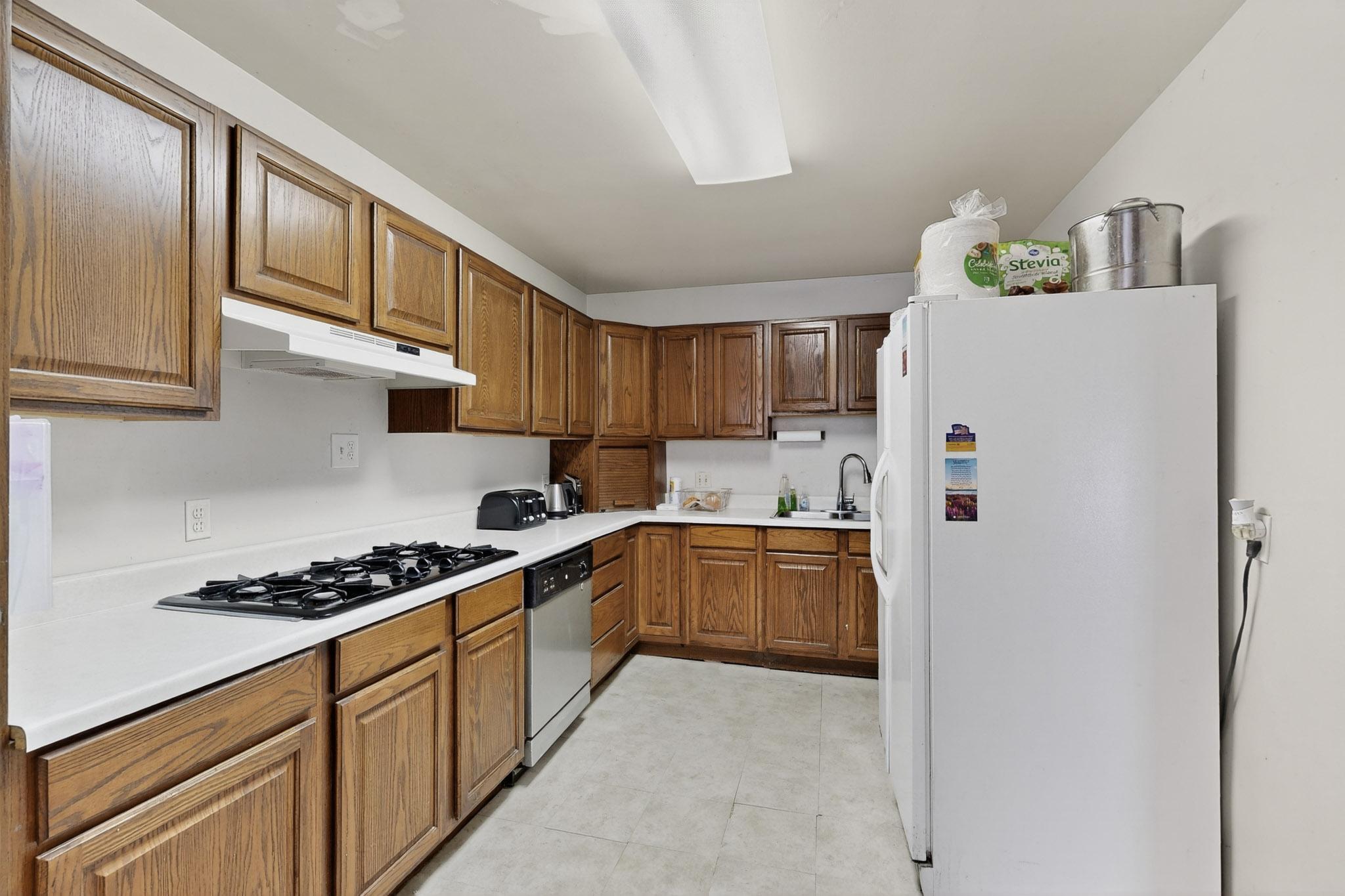 601 PALOMAS Drive SE