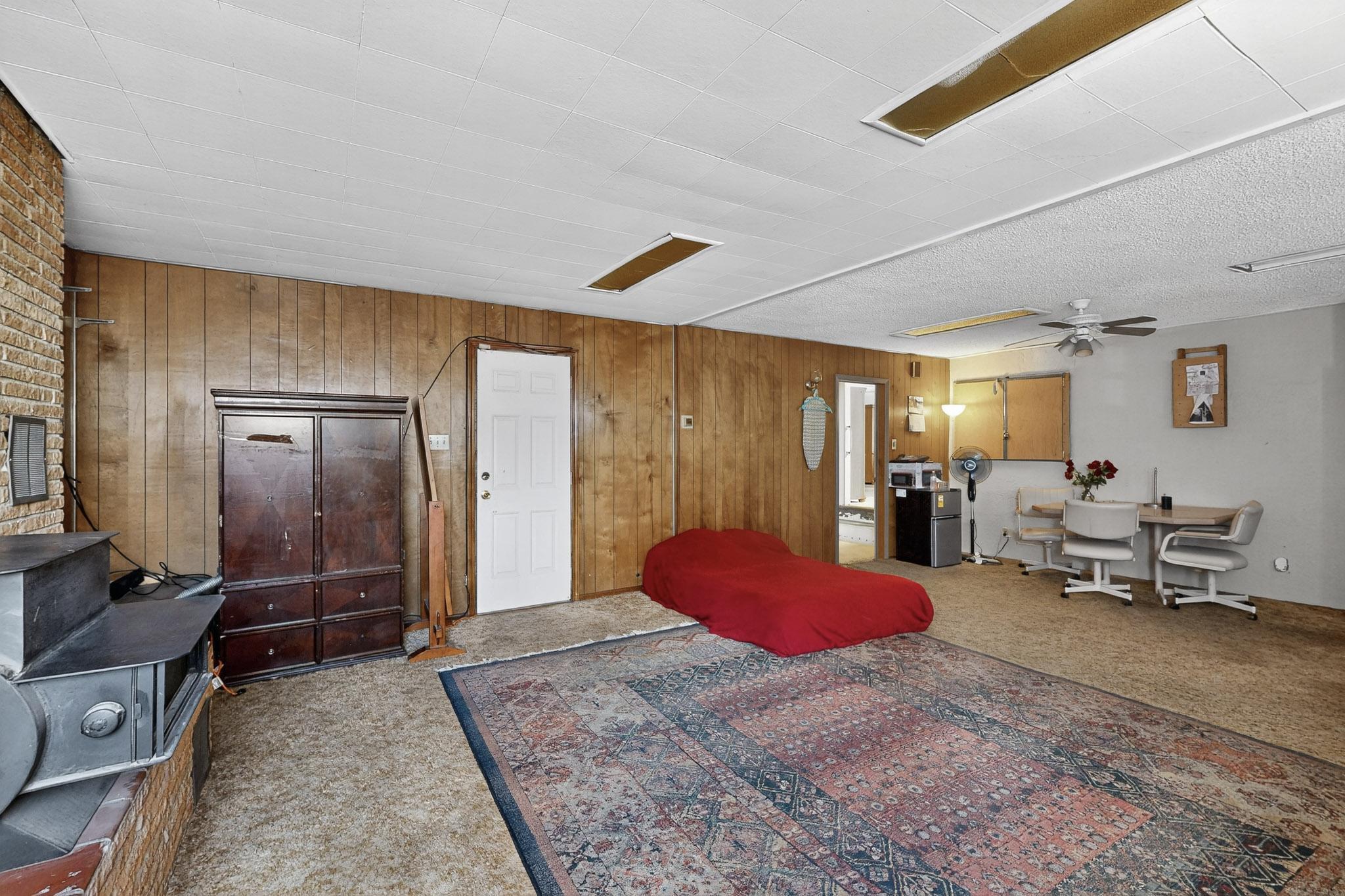 601 PALOMAS Drive SE