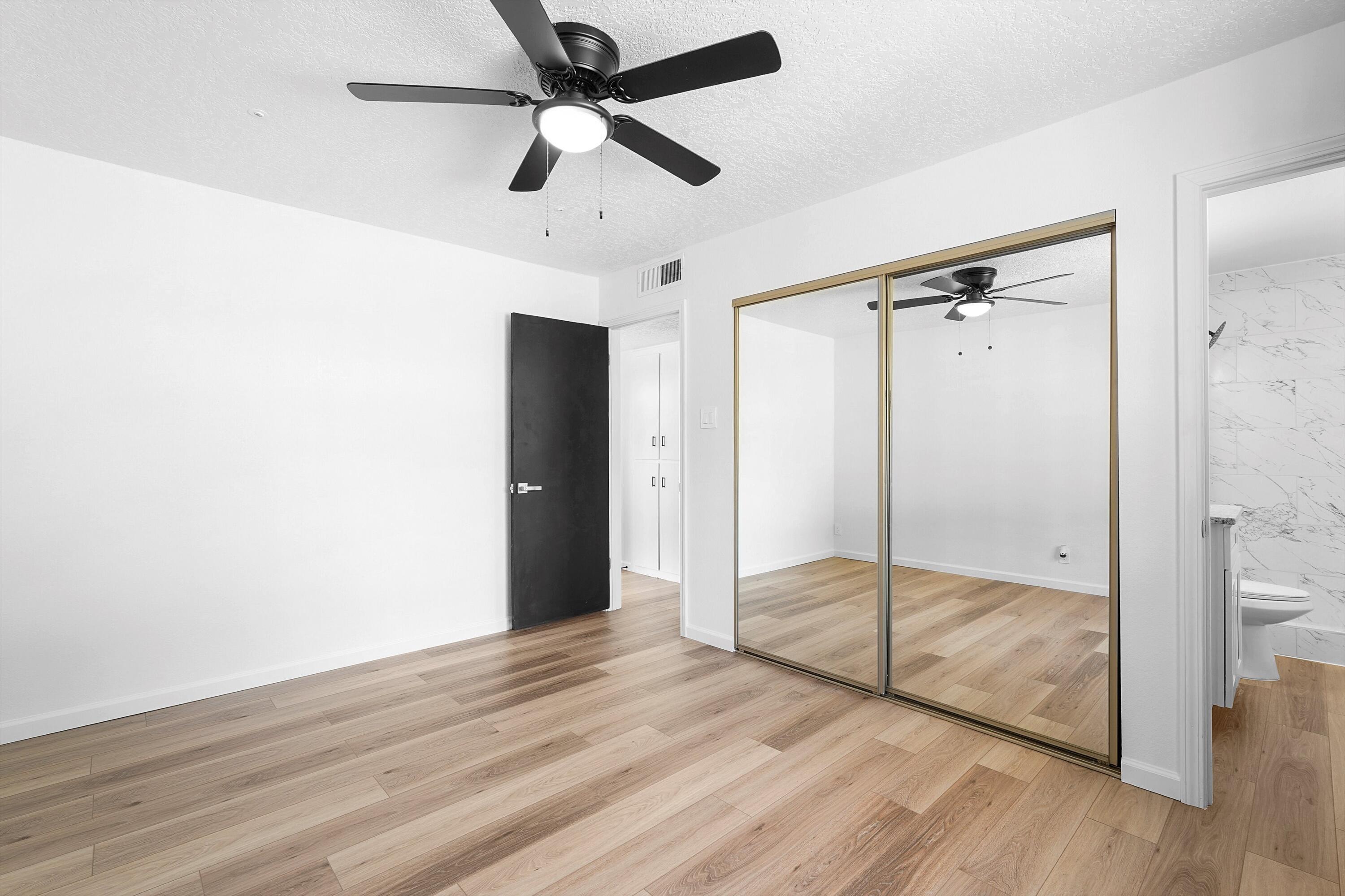 1812 Sandler Court NE