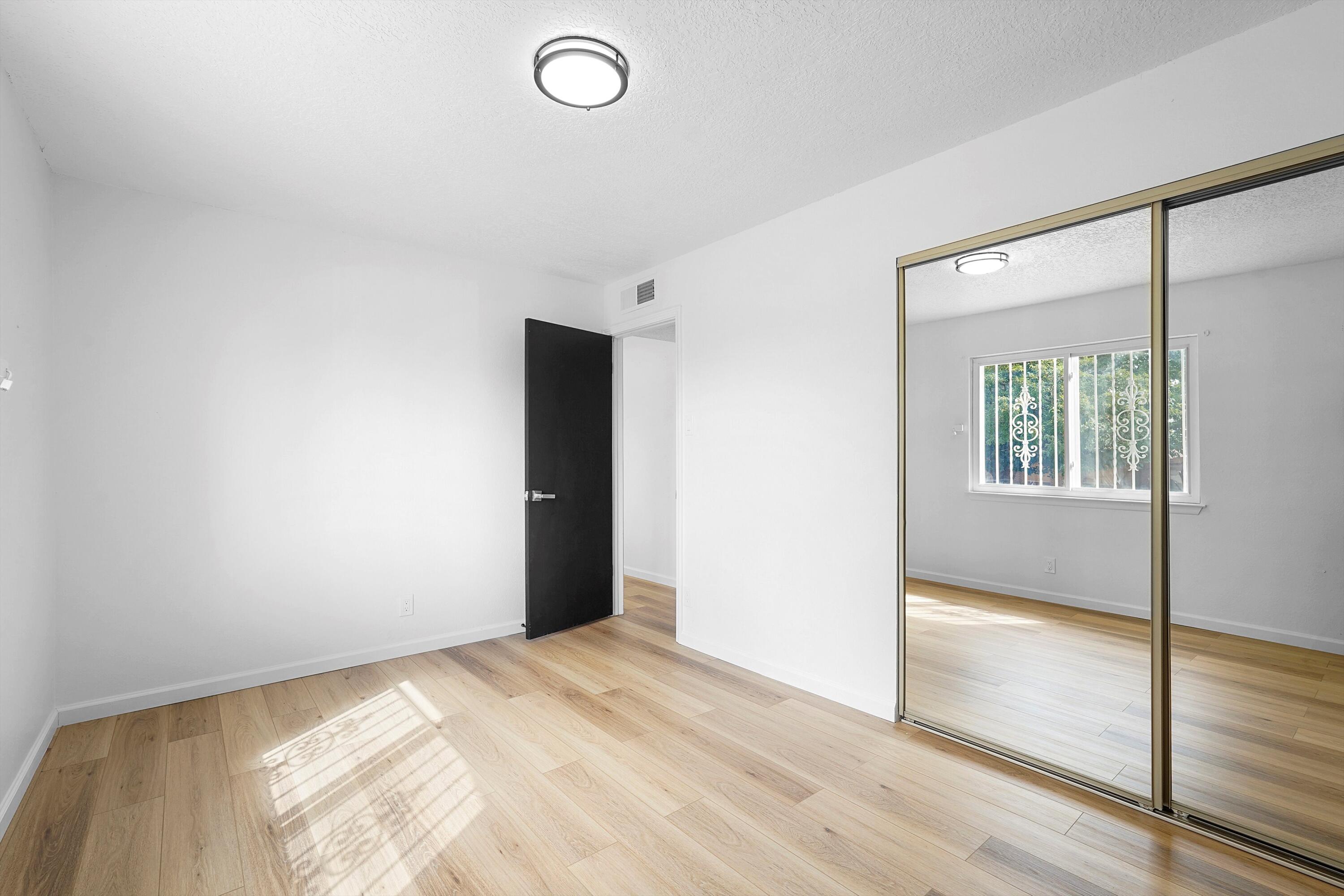 1812 Sandler Court NE