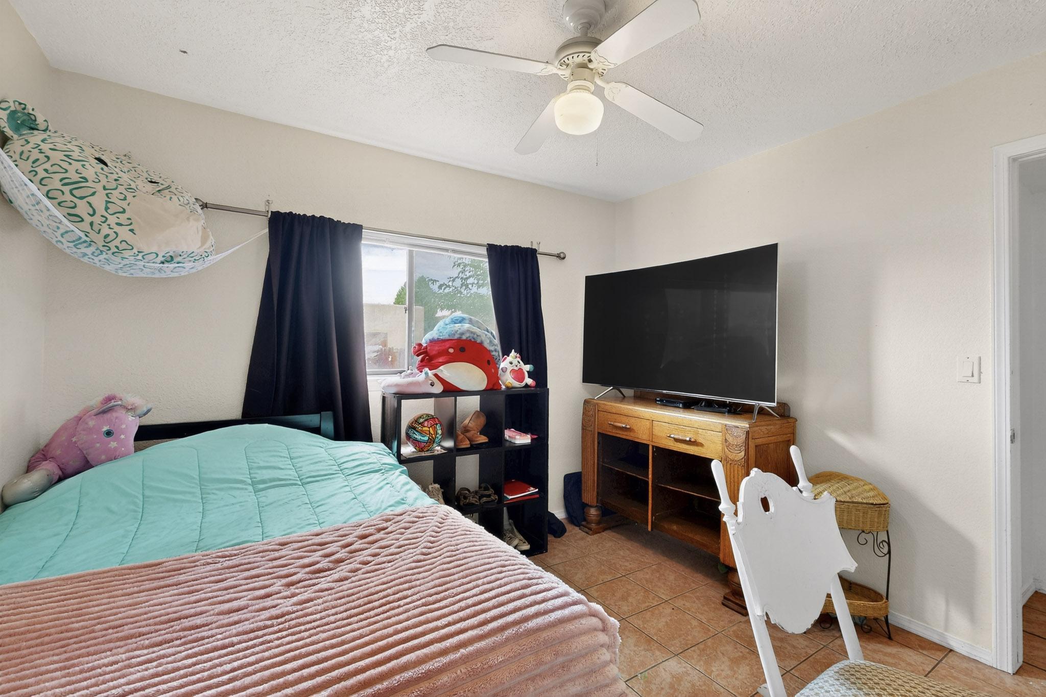 6824 CLEGHORN Road NW