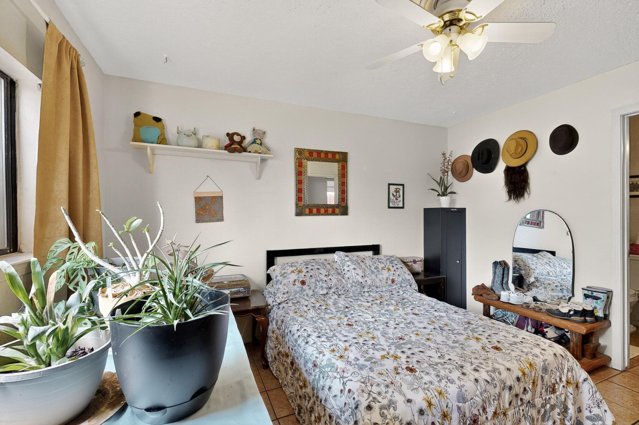 6824 CLEGHORN Road NW